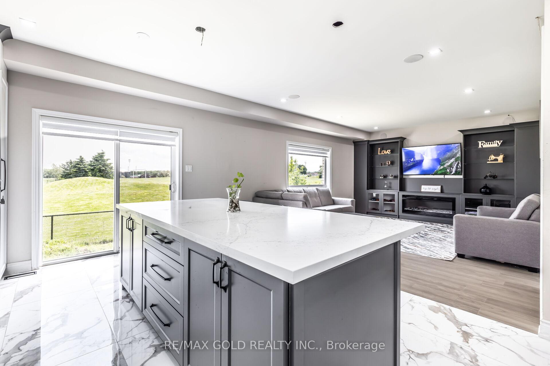 Photo 19 of 124 Morden Drive W, Shelburne — HOMEH