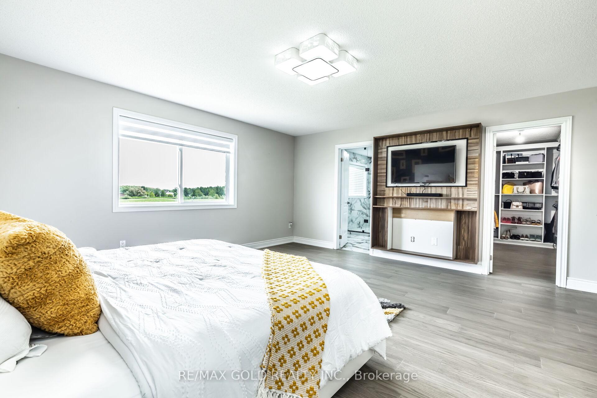 Photo 24 of 124 Morden Drive W, Shelburne — HOMEH