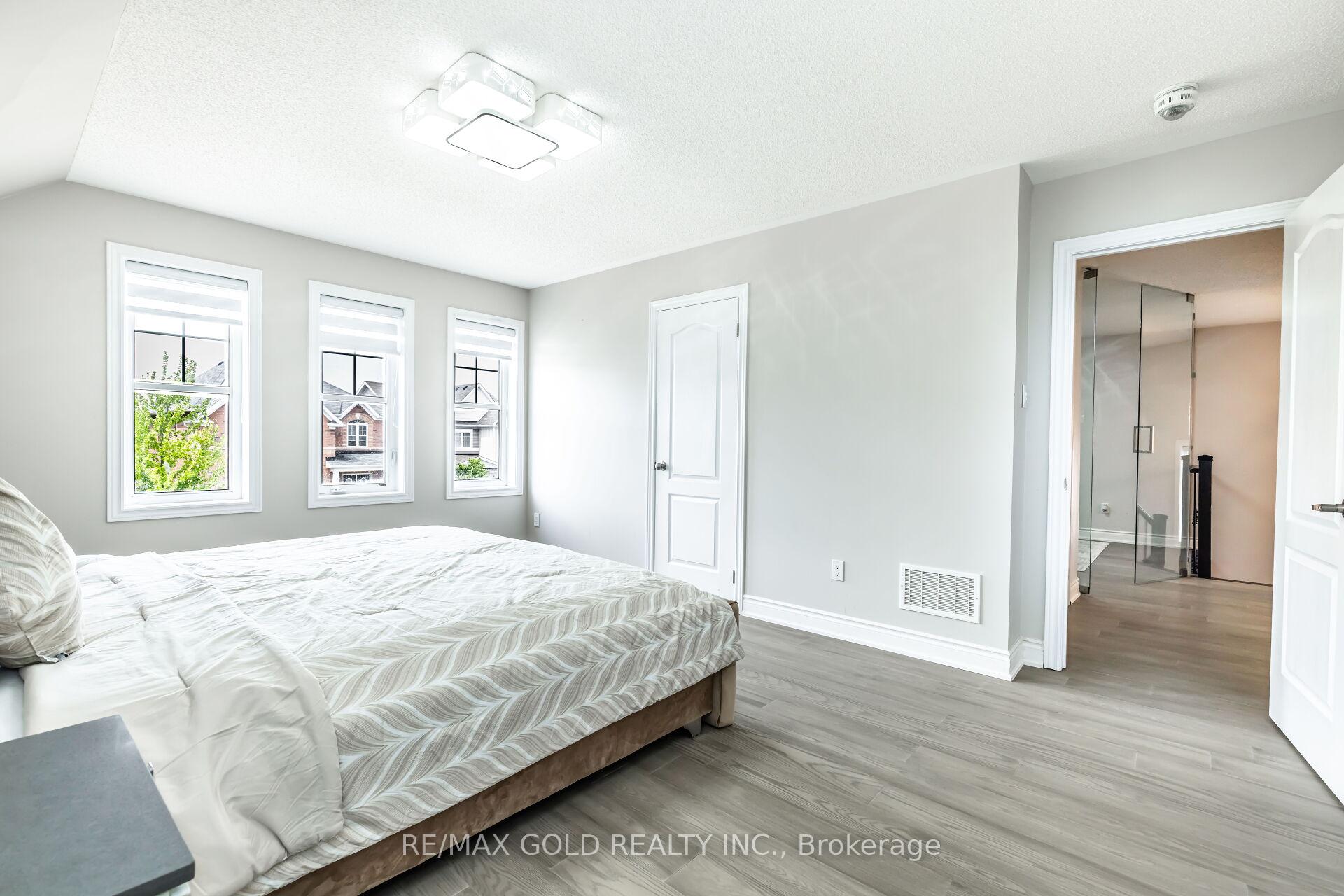 Photo 27 of 124 Morden Drive W, Shelburne — HOMEH