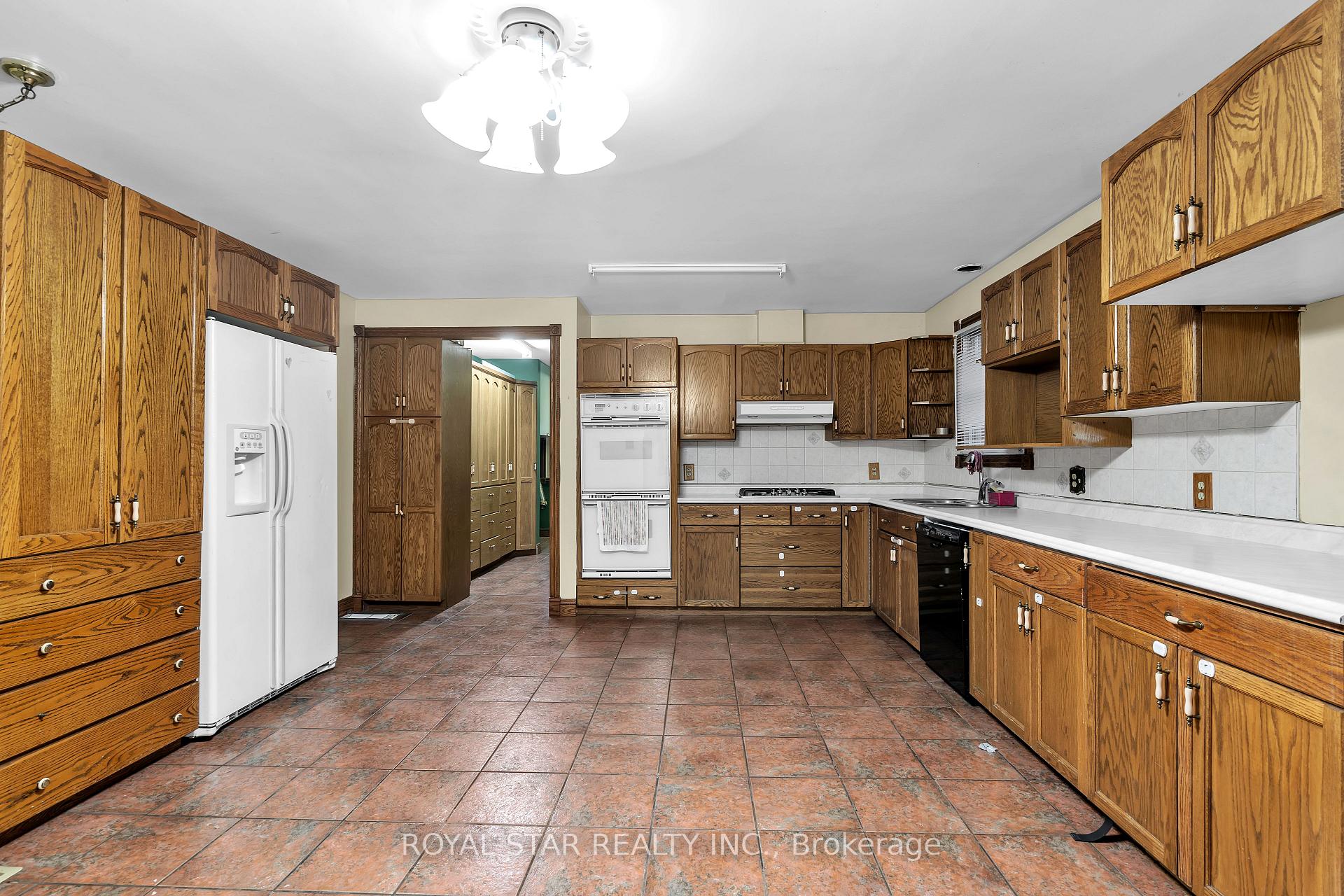 Photo 14 of 37732 Talbot Line, Southwold, Frome — HOMEH