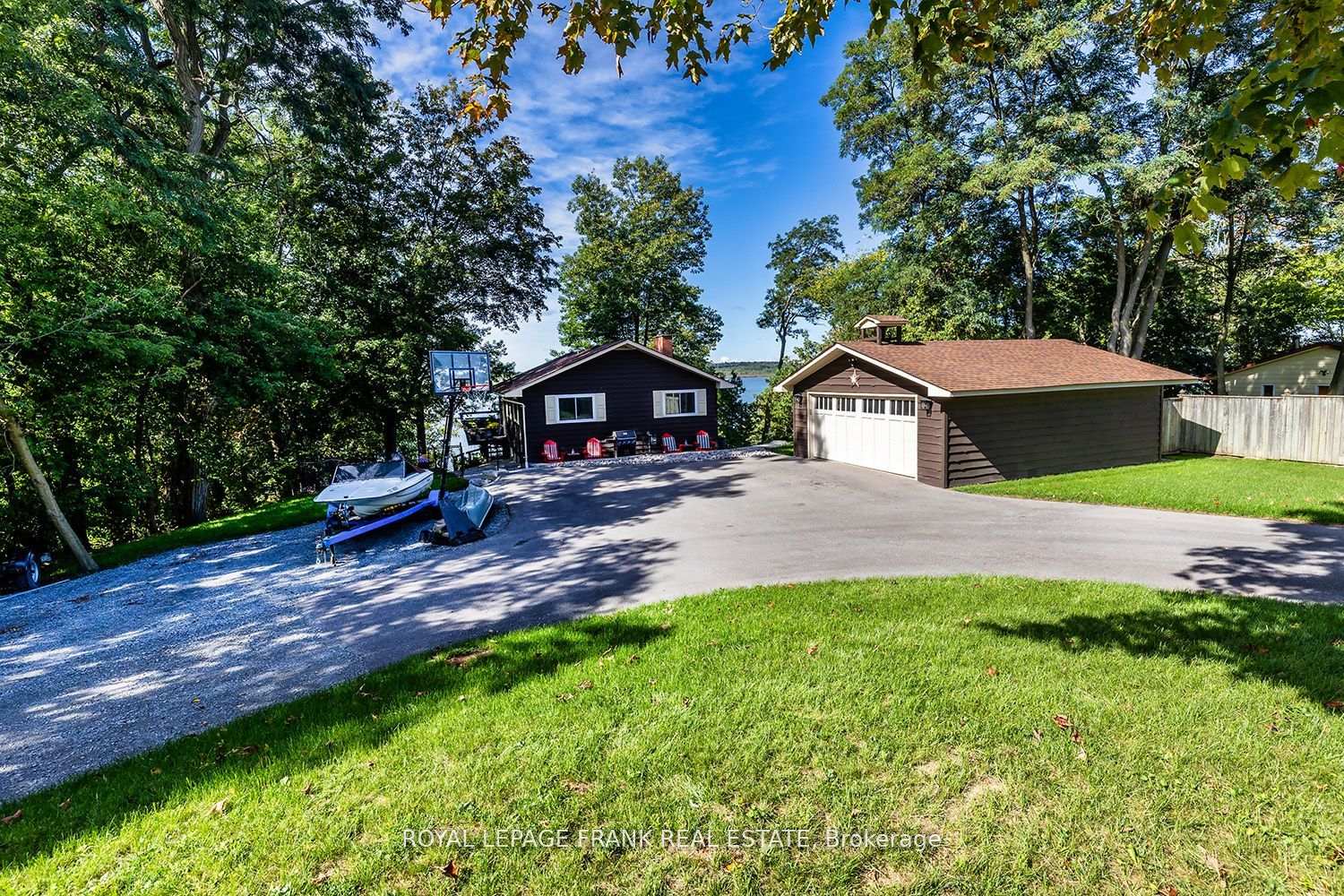 Photo 6 of 4 Pettet Drive, Scugog, Port Perry — HOMEH