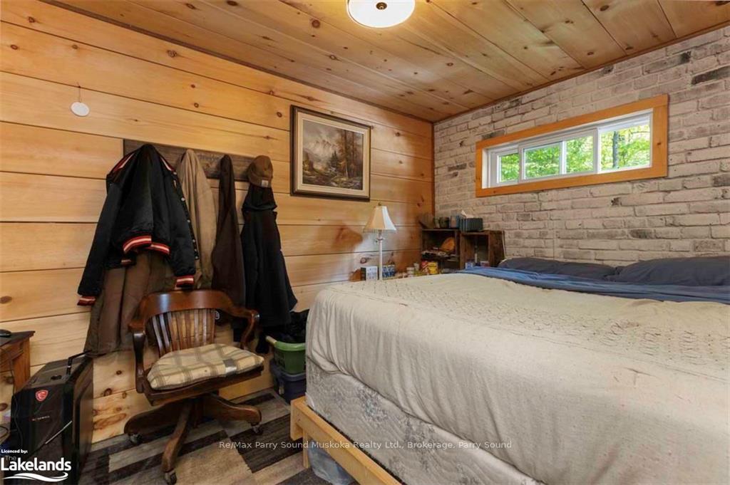 Photo 3 of 11 White Pine Road, Seguin — HOMEH