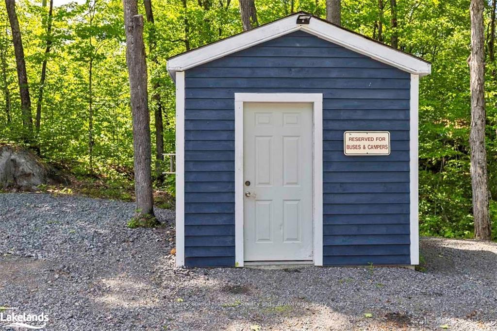 Photo 5 of 11 White Pine Road, Seguin — HOMEH