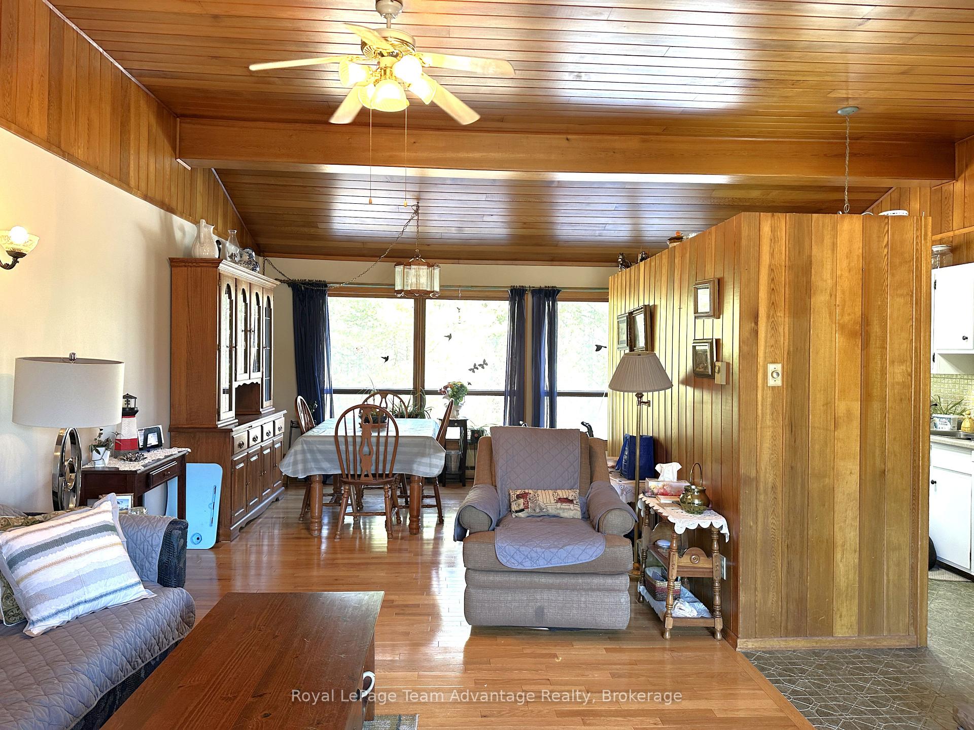 Photo 11 of 709 141 Highway, Seguin — HOMEH
