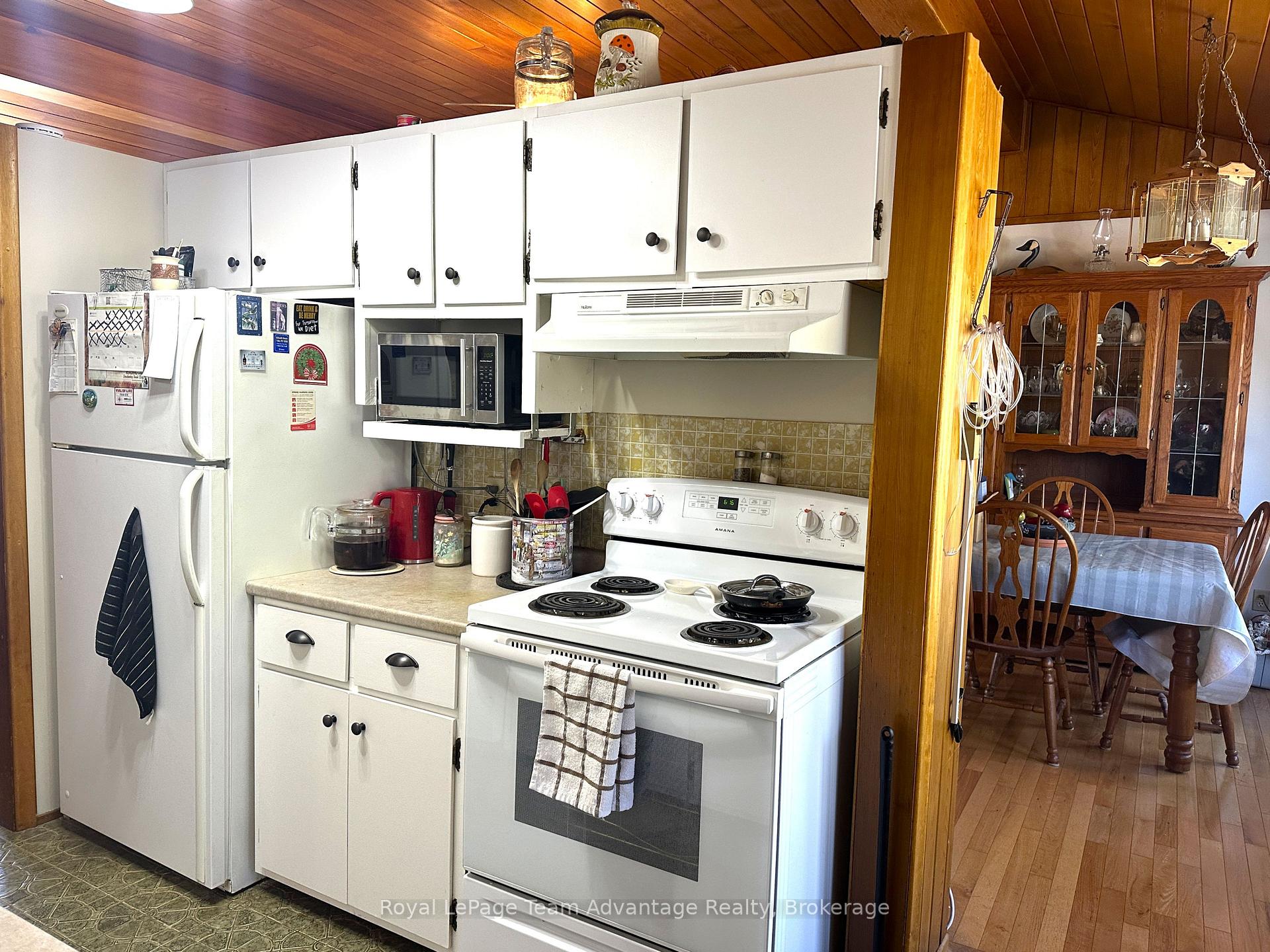 Photo 12 of 709 141 Highway, Seguin — HOMEH
