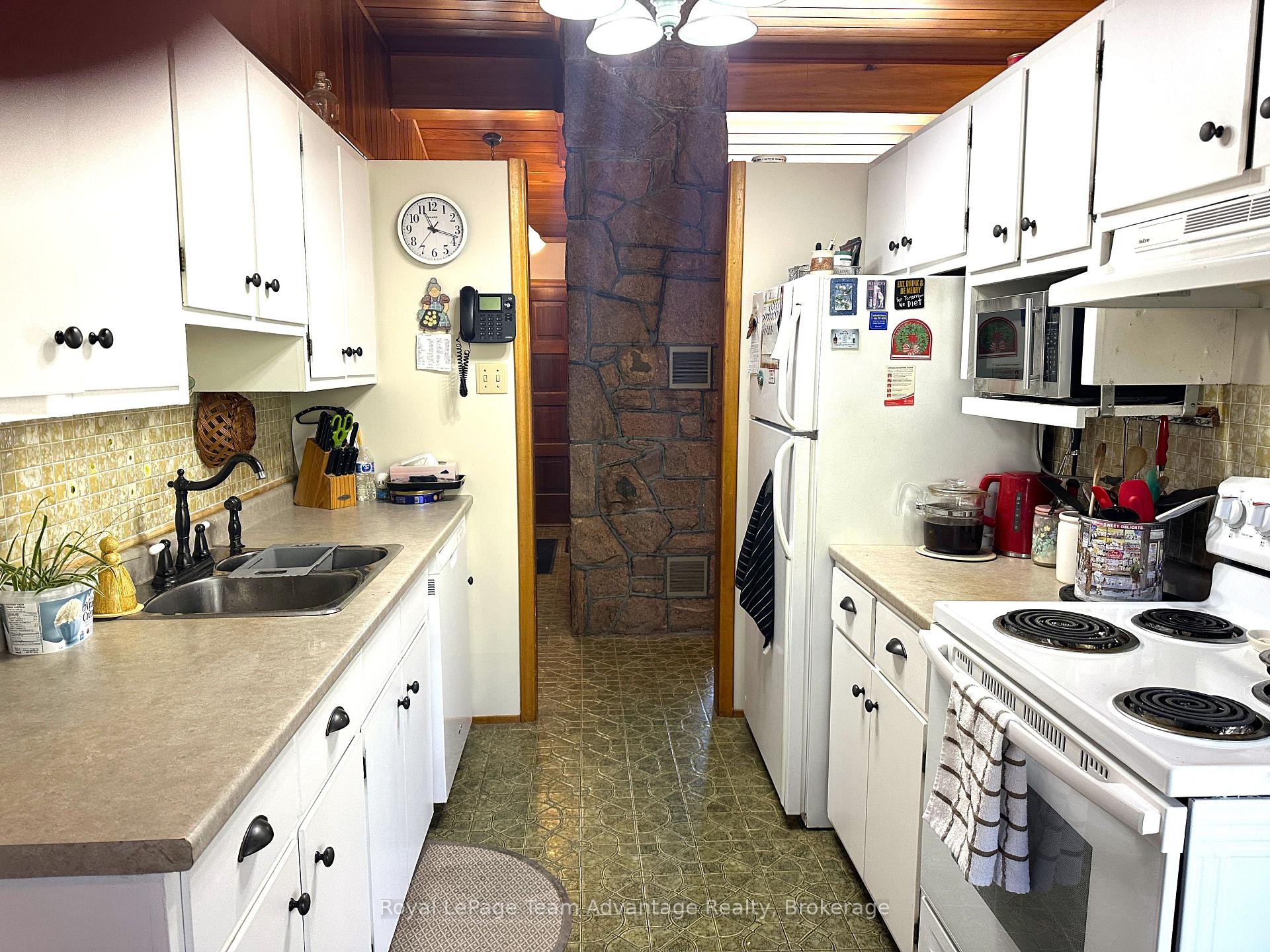 Photo 14 of 709 141 Highway, Seguin — HOMEH