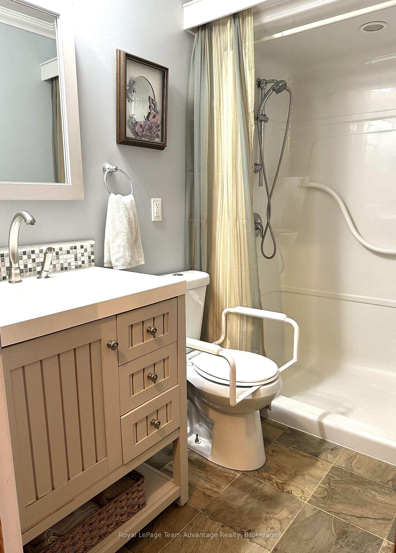 Photo 25 of 709 141 Highway, Seguin — HOMEH
