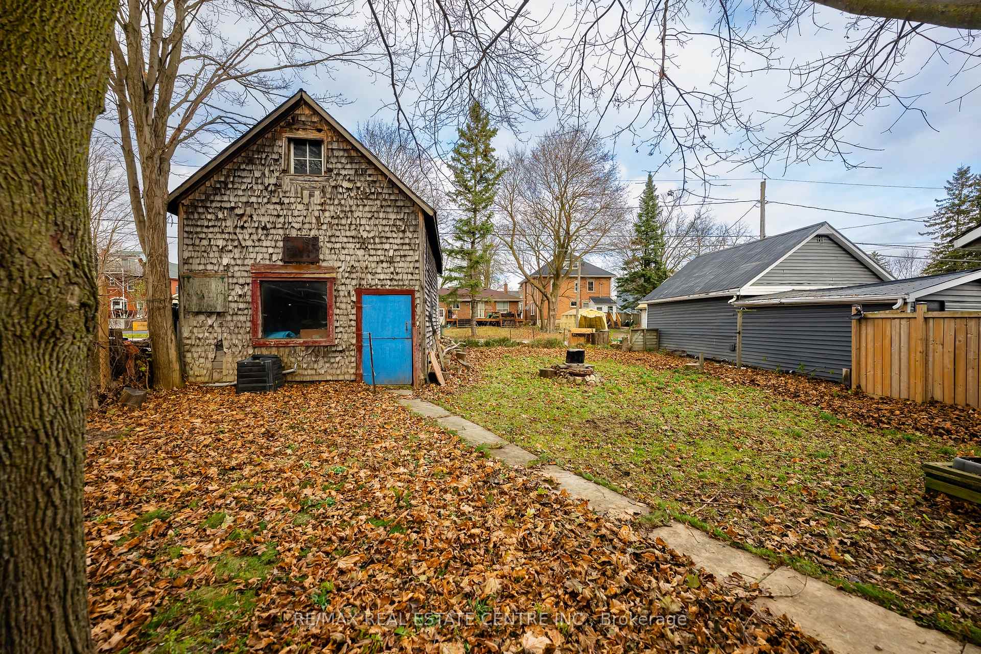 Photo 5 of 326 Andrew Street, Shelburne — HOMEH