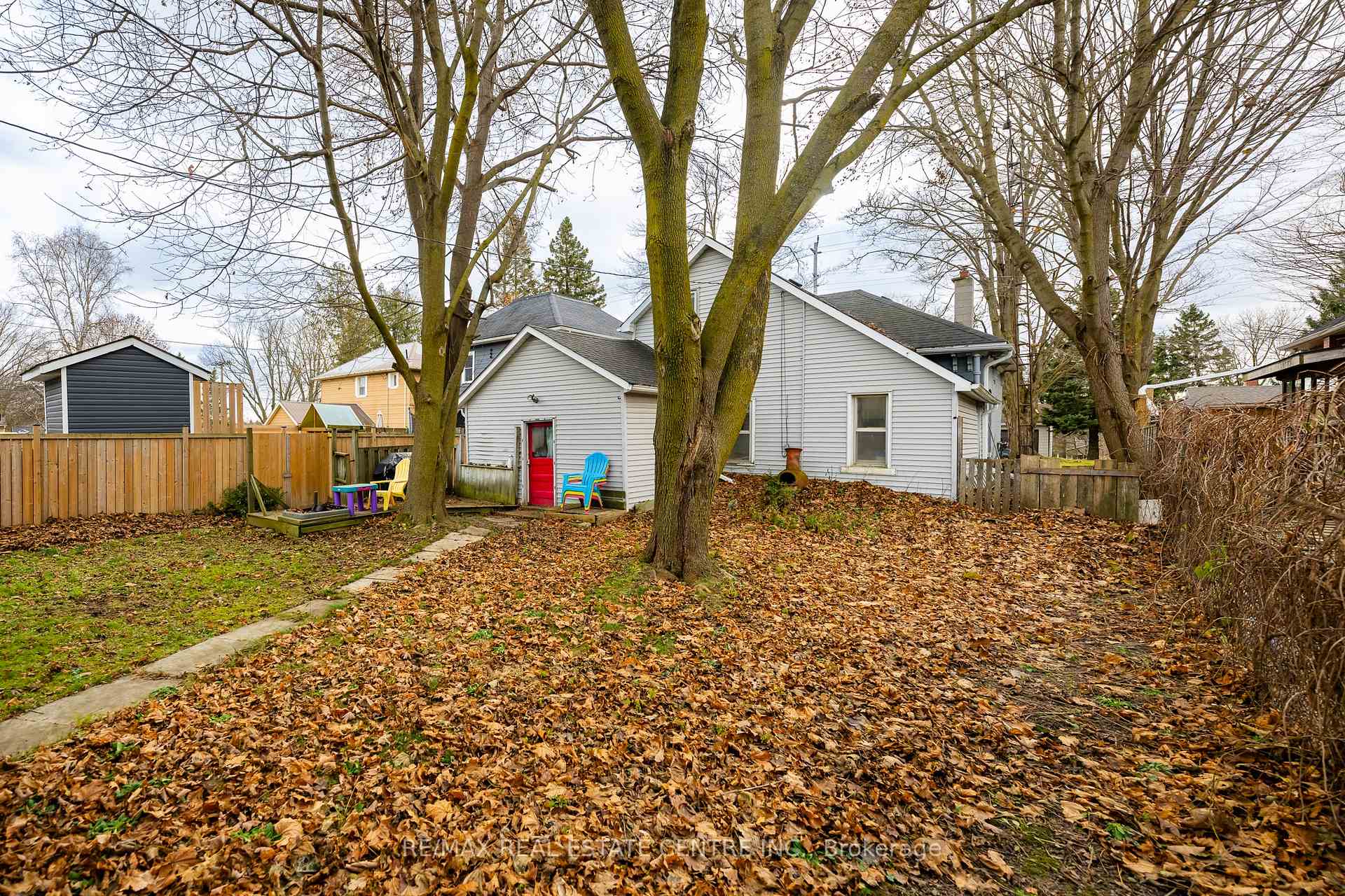 Photo 6 of 326 Andrew Street, Shelburne — HOMEH