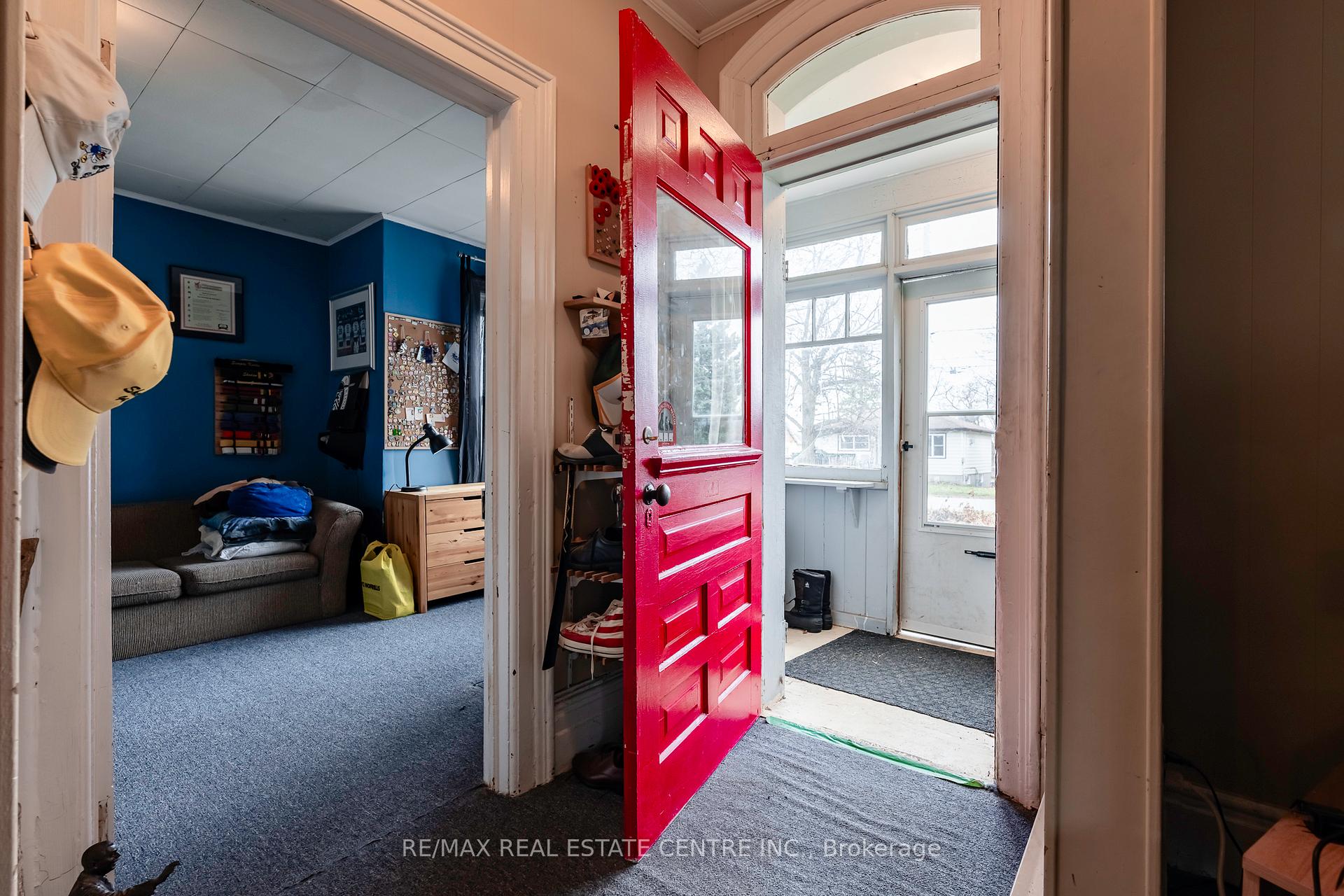 Photo 8 of 326 Andrew Street, Shelburne — HOMEH
