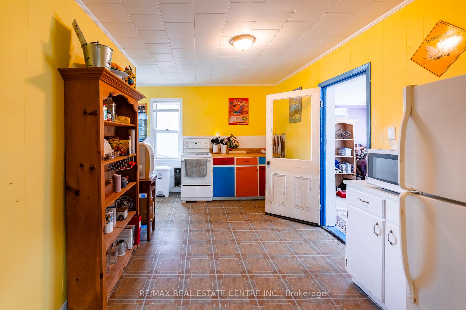 Photo 26 of 326 Andrew Street, Shelburne — HOMEH