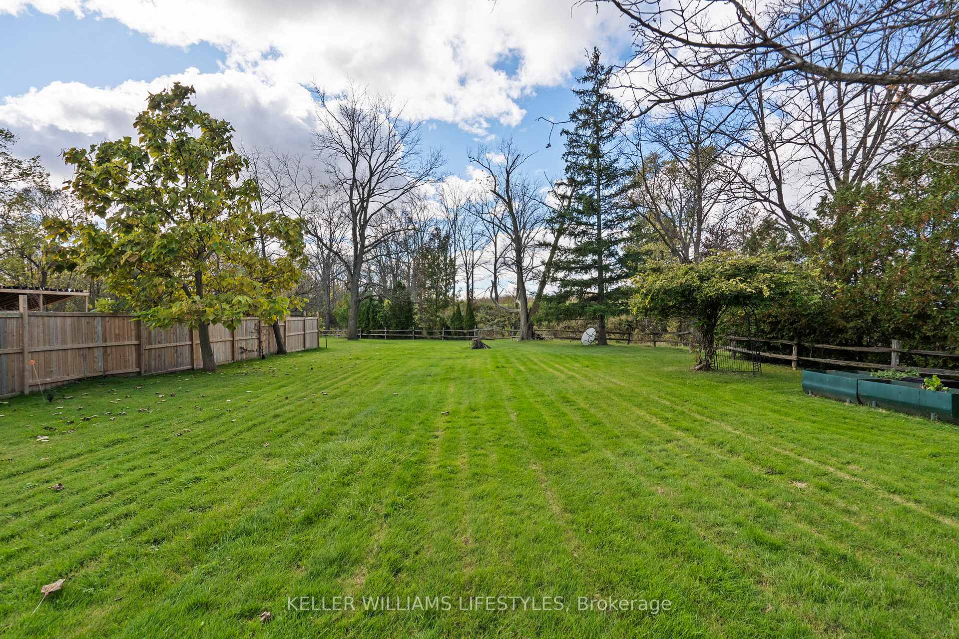 Photo 32 of 10759 Sunset Road, Southwold, Talbotville — HOMEH