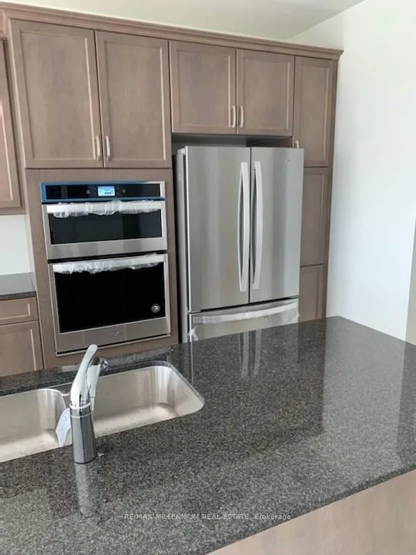 Photo 5 of 33 Eberly Woods Drive, Caledon, Rural Caledon — HOMEH