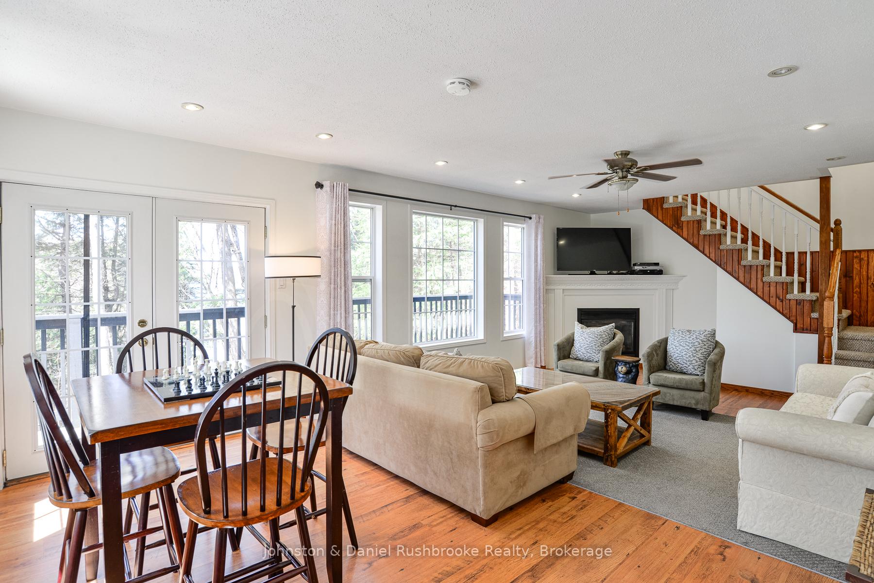 Photo 10 of 26 Woodland Drive, Seguin — HOMEH