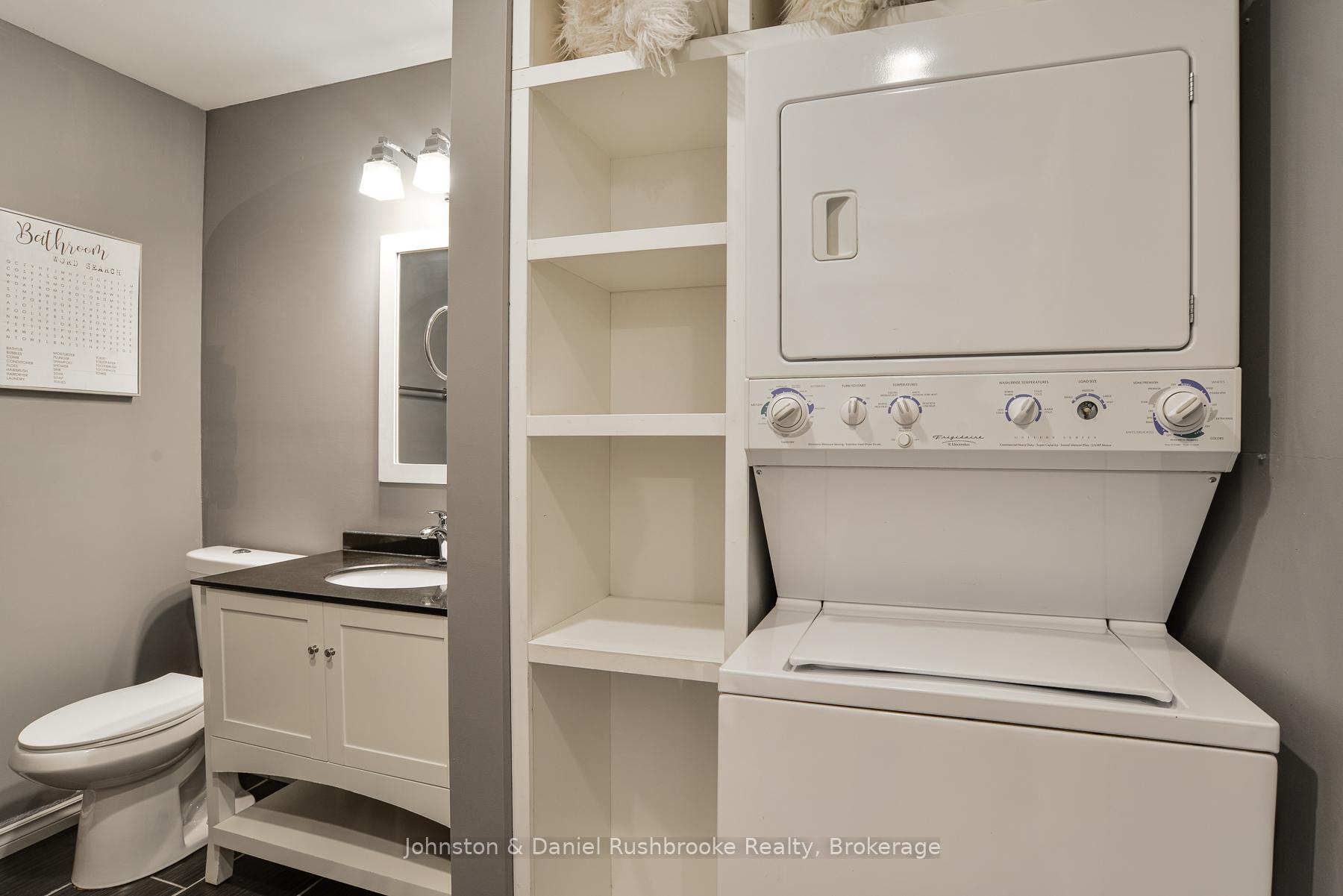 Photo 15 of 26 Woodland Drive, Seguin — HOMEH