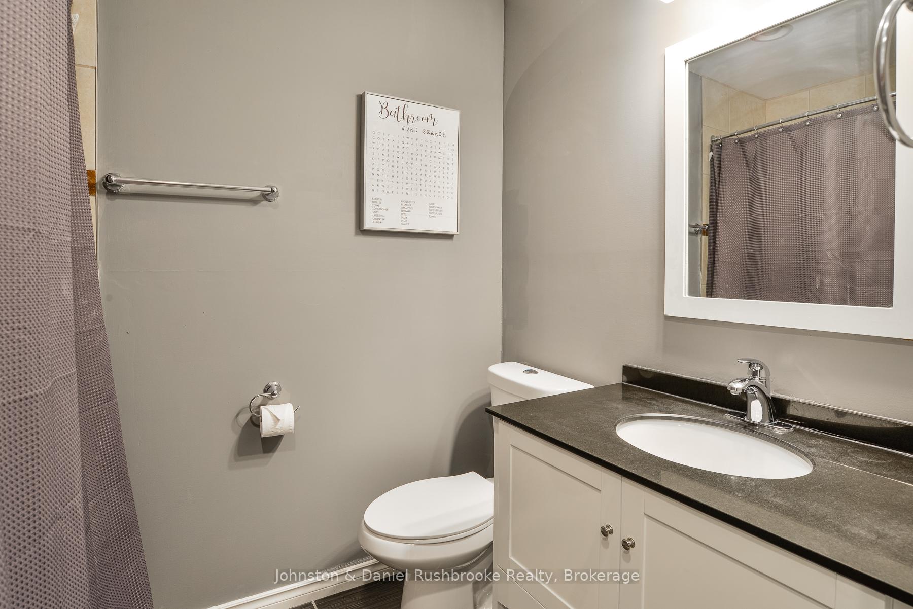 Photo 16 of 26 Woodland Drive, Seguin — HOMEH
