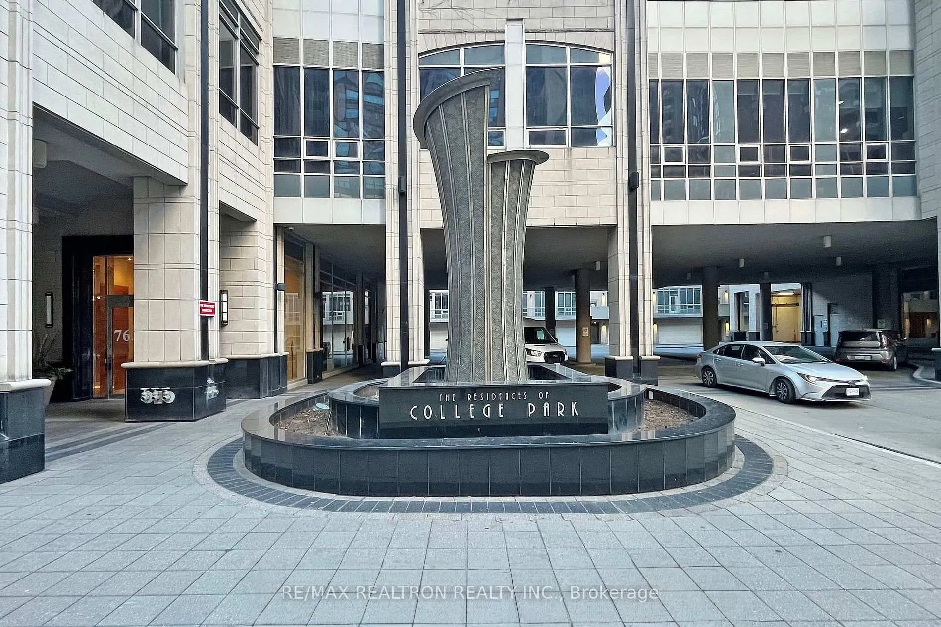 Photo 2 of Unit 2202, 763 Bay Street, Toronto, Bay Street Corridor — HOMEH