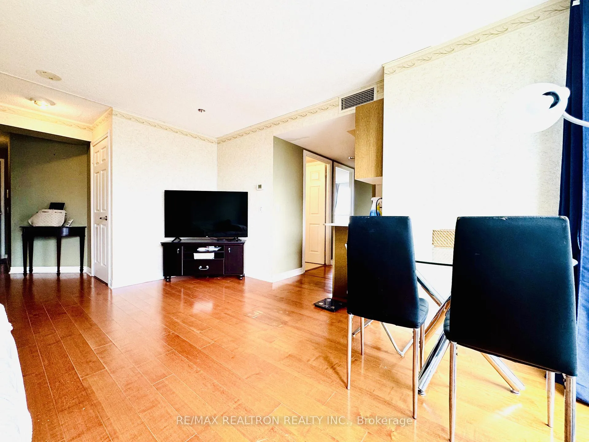 Photo 7 of Unit 2202, 763 Bay Street, Toronto, Bay Street Corridor — HOMEH