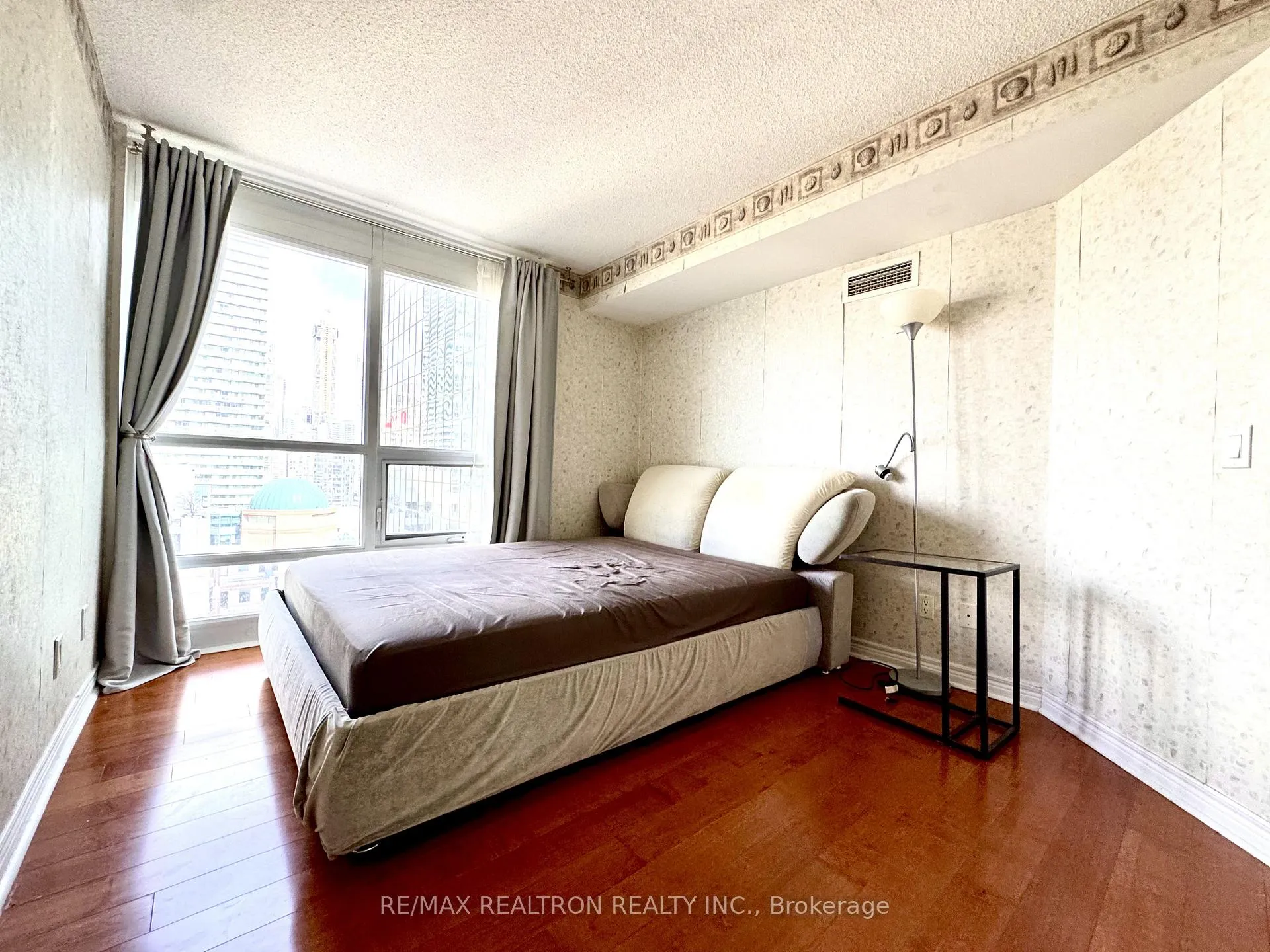 Photo 12 of Unit 2202, 763 Bay Street, Toronto, Bay Street Corridor — HOMEH