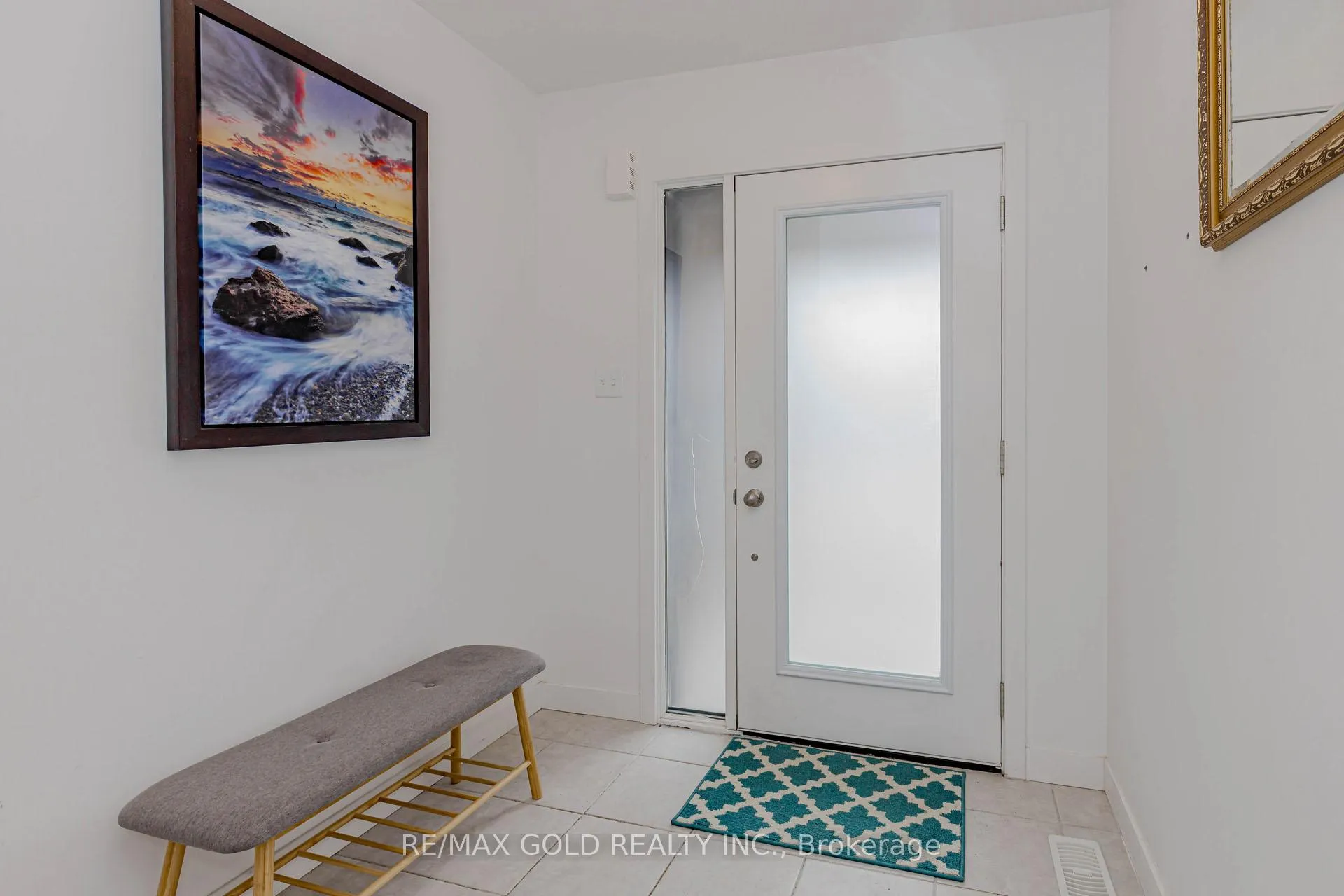 Photo 5 of 75 Pony Way, Kitchener — HOMEH