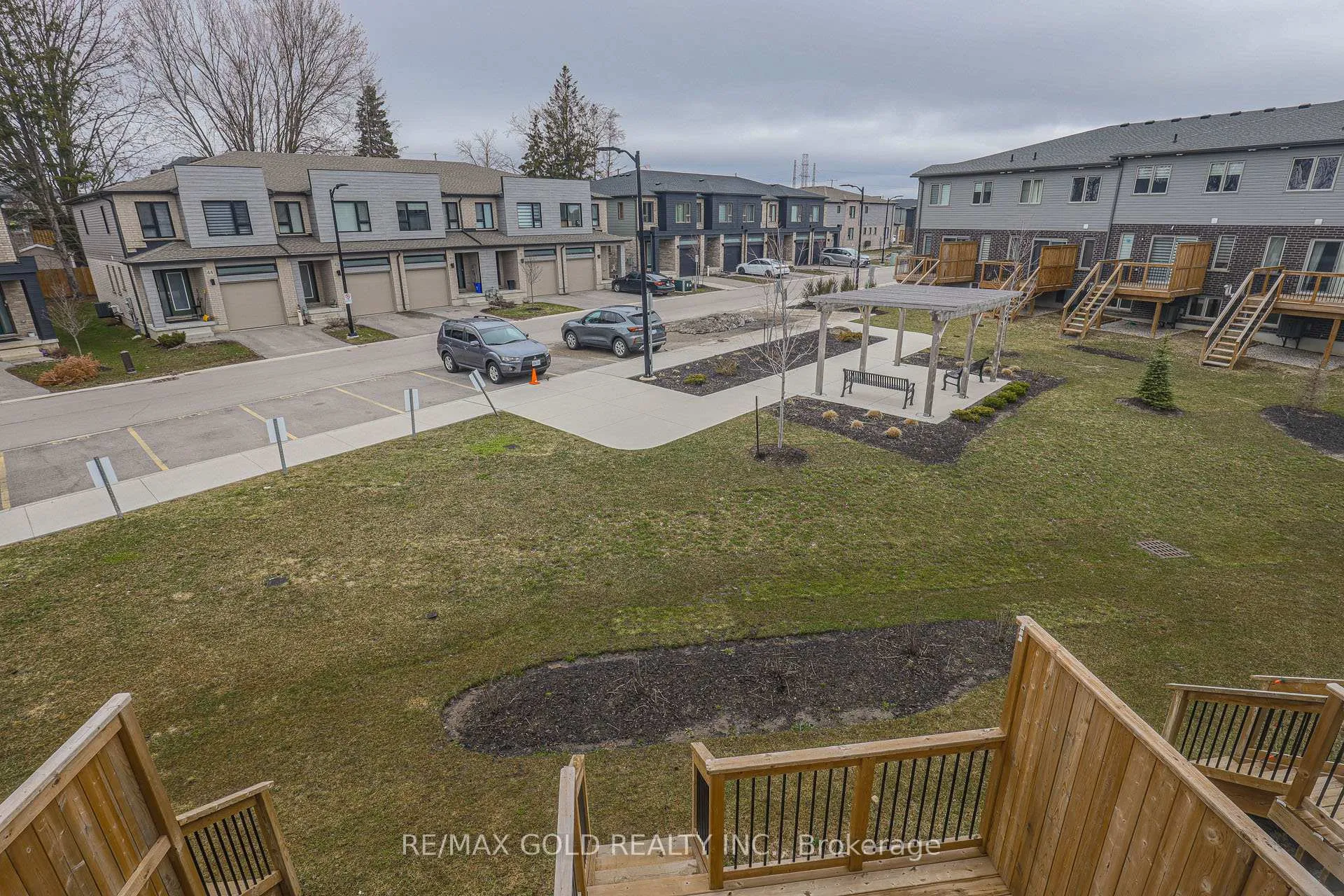 Photo 34 of 75 Pony Way, Kitchener — HOMEH