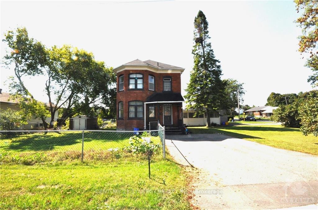 Photo 1 of 74 Jasper Avenue, Smiths Falls — HOMEH