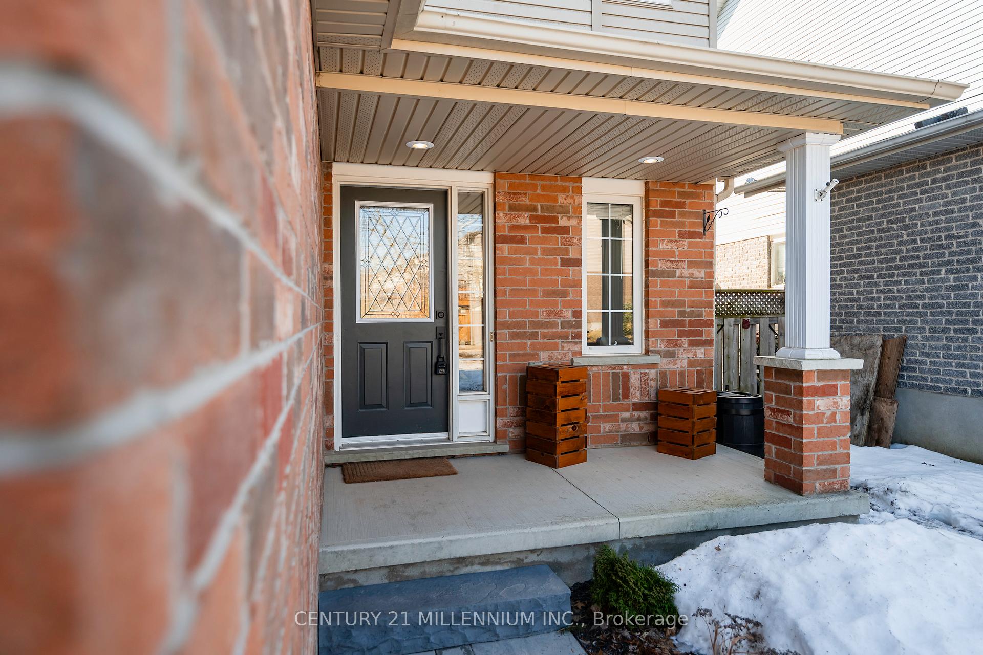 Photo 3 of 416 Rintoul Crescent, Shelburne — HOMEH