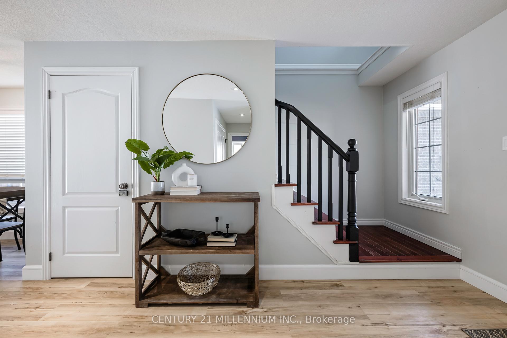 Photo 5 of 416 Rintoul Crescent, Shelburne — HOMEH
