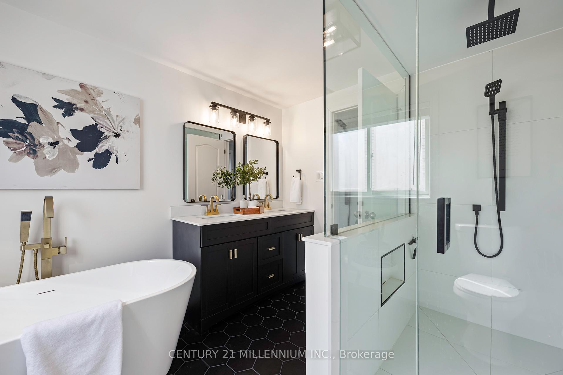 Photo 21 of 416 Rintoul Crescent, Shelburne — HOMEH
