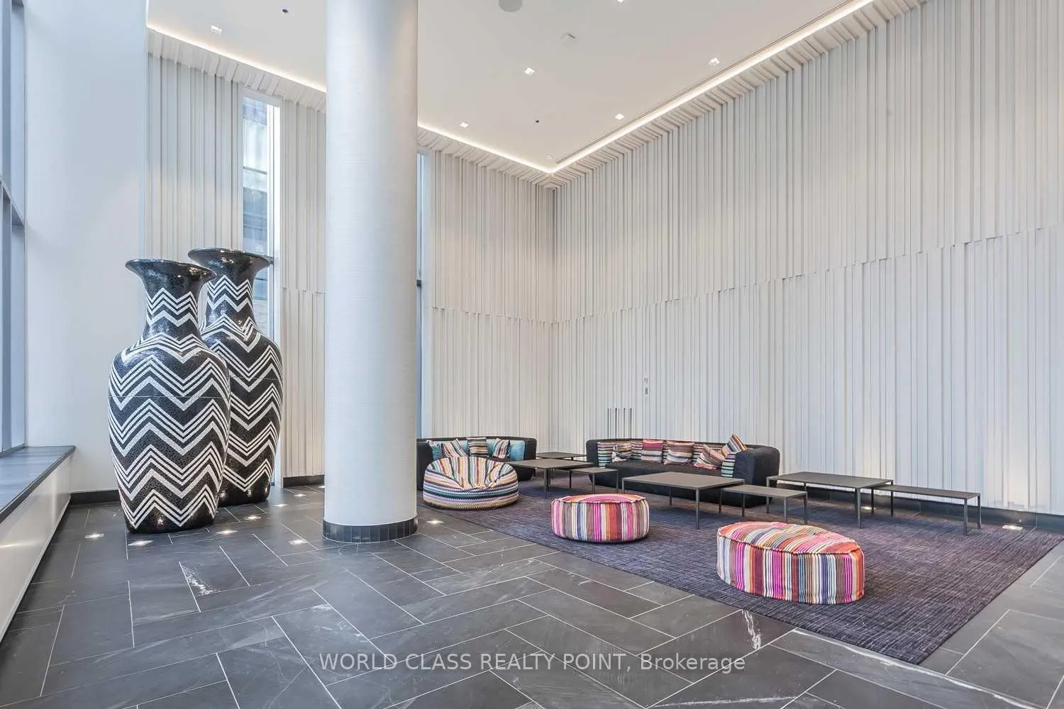 Photo 4 of Unit 4409, 42 Charles Street E, Toronto, Church-Yonge Corridor — HOMEH