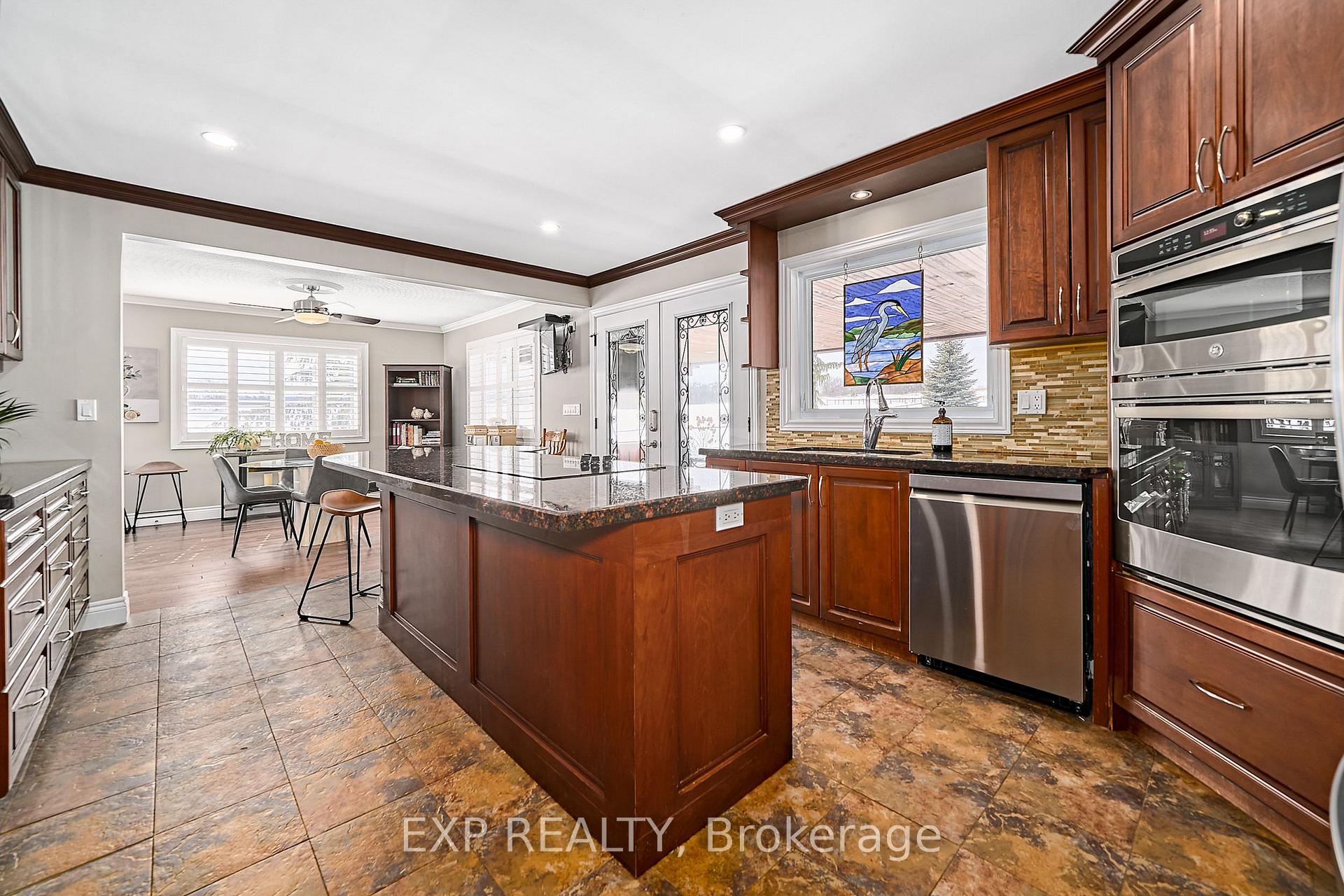 Photo 14 of 102 Aldred Drive, Scugog, Rural Scugog — HOMEH