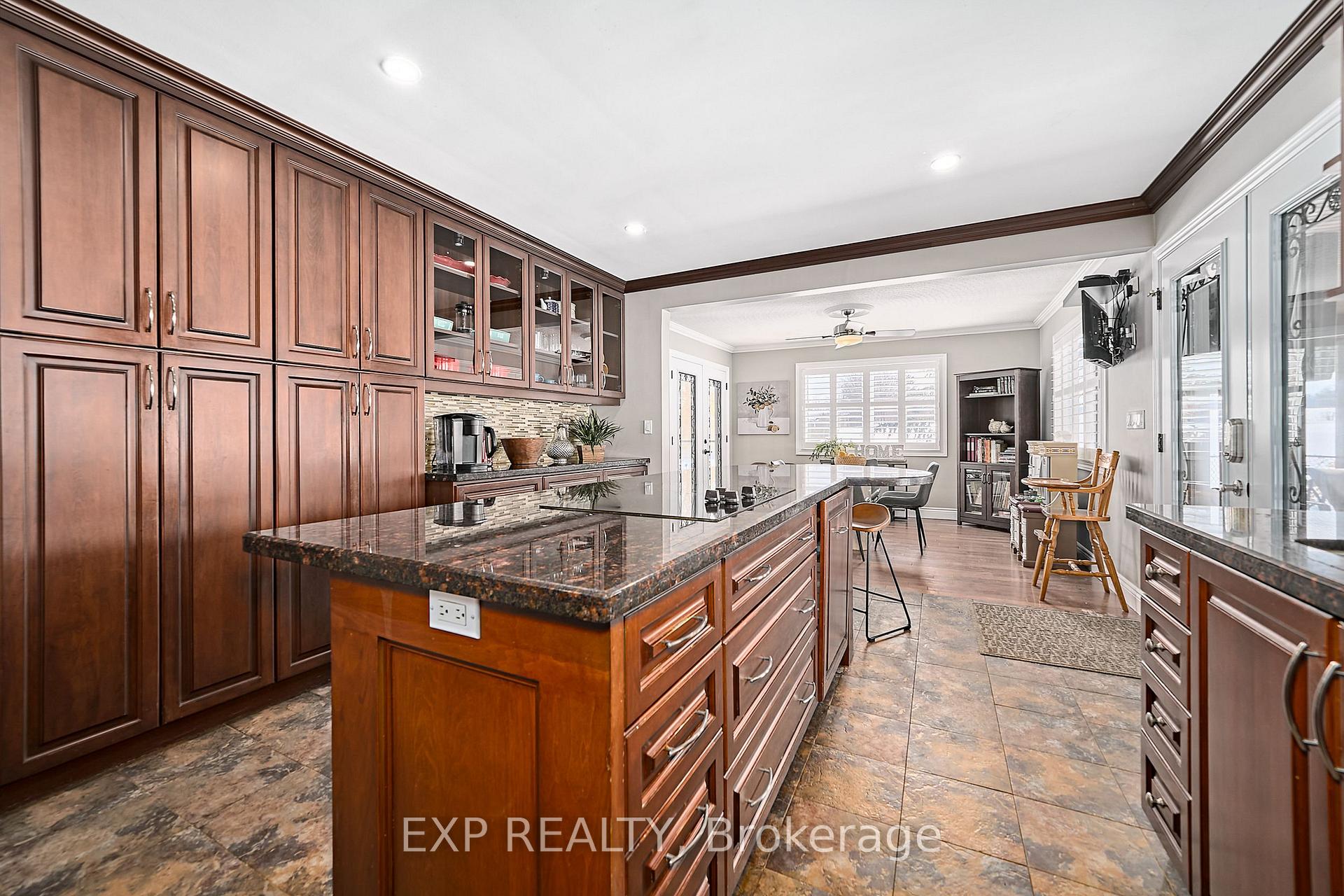 Photo 16 of 102 Aldred Drive, Scugog, Rural Scugog — HOMEH