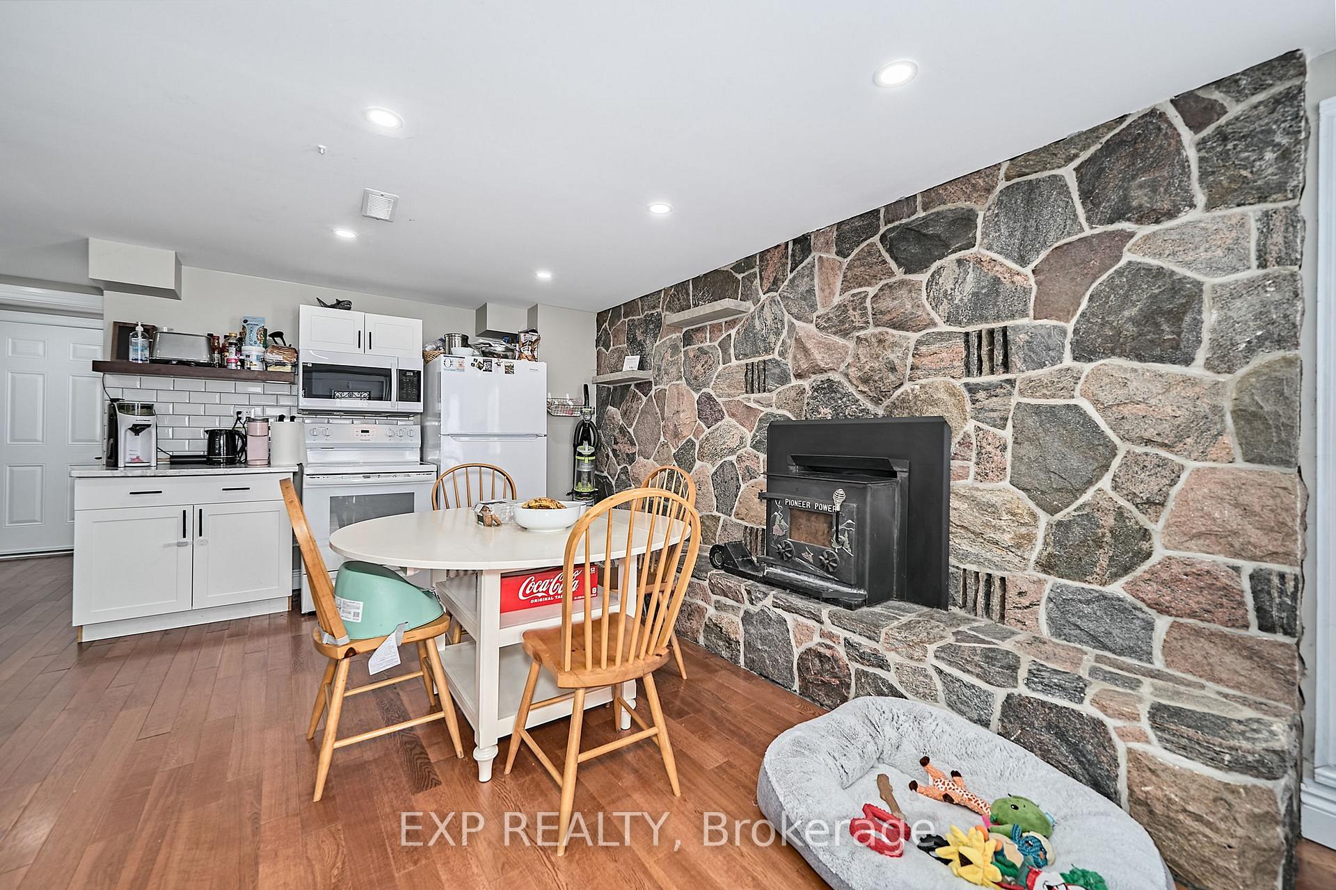 Photo 22 of 102 Aldred Drive, Scugog, Rural Scugog — HOMEH