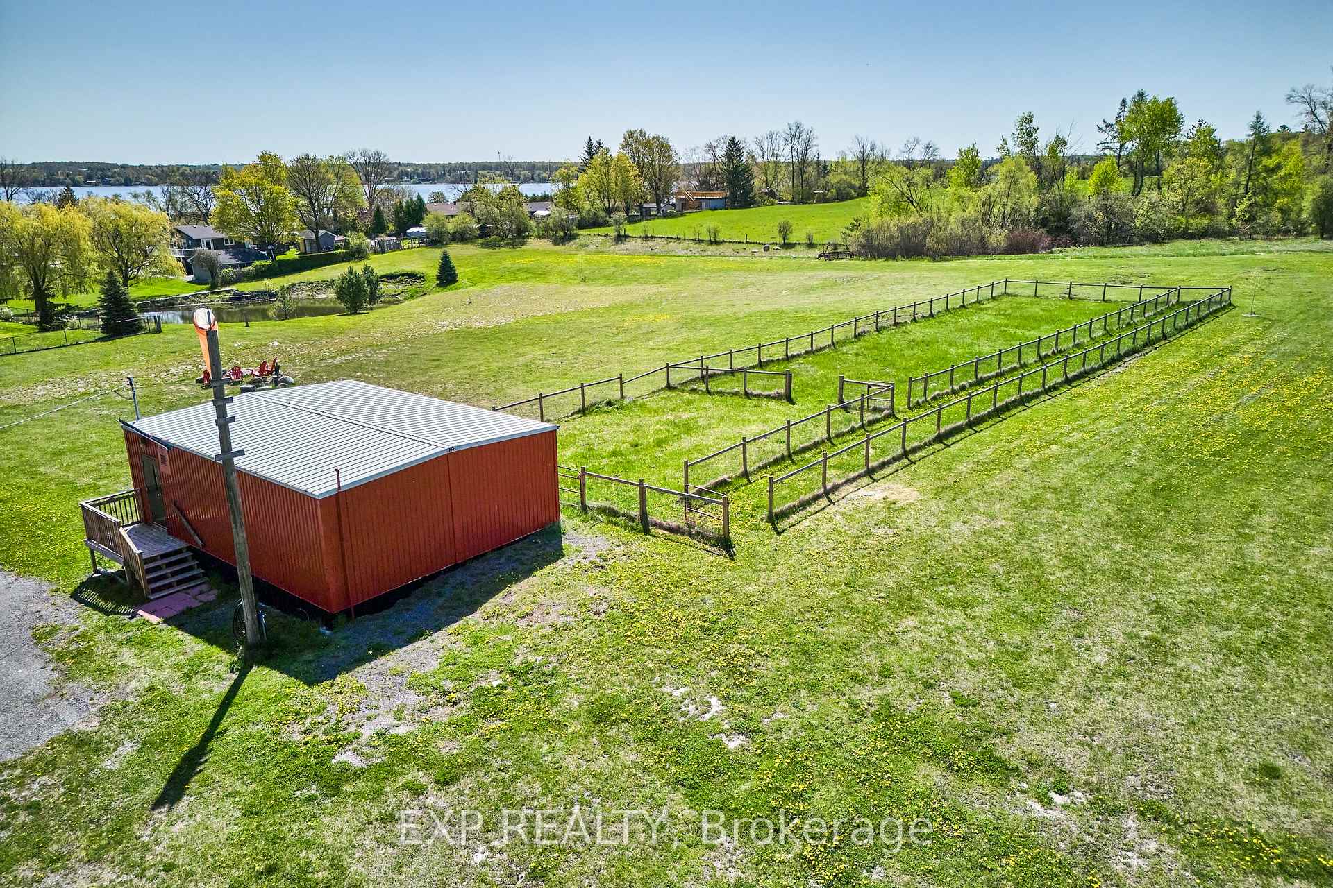 Photo 34 of 102 Aldred Drive, Scugog, Rural Scugog — HOMEH