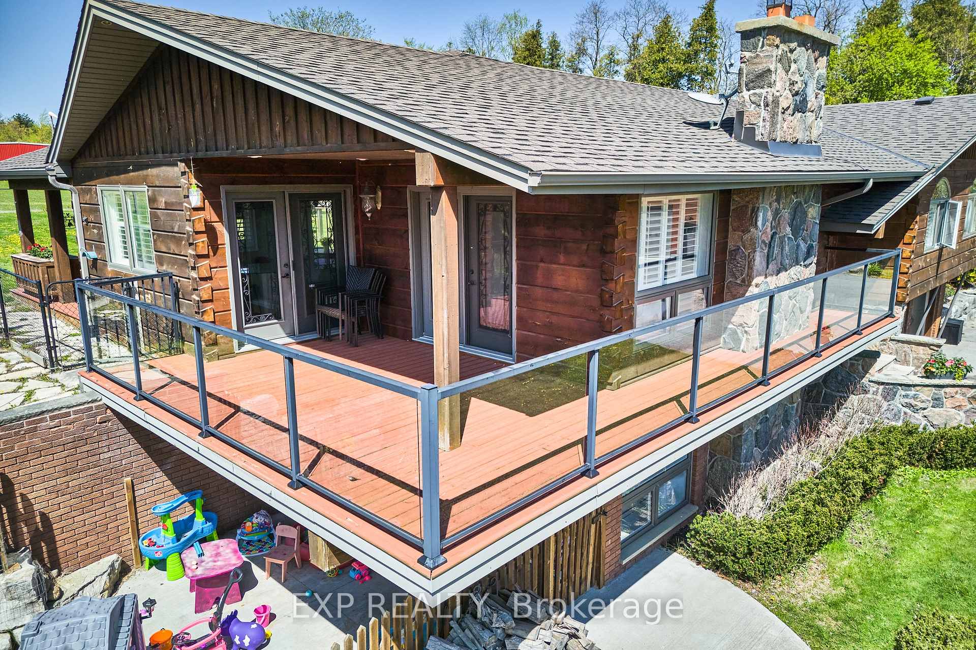 Photo 38 of 102 Aldred Drive, Scugog, Rural Scugog — HOMEH