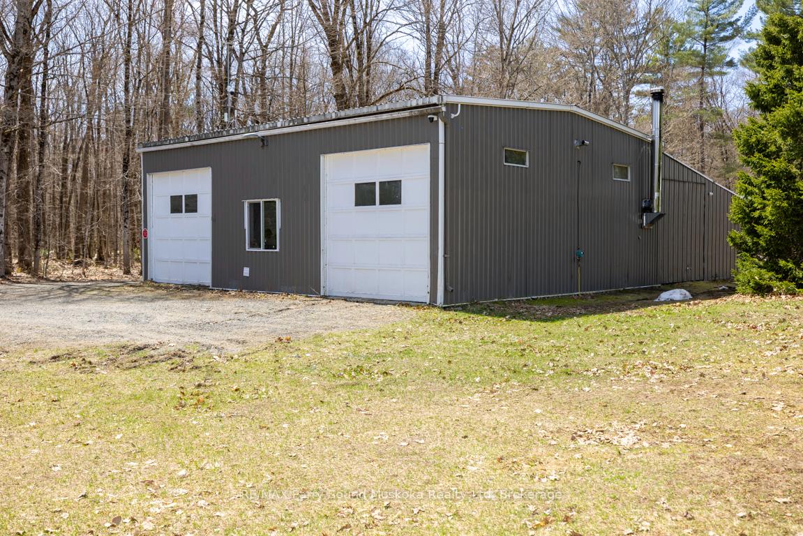 Photo 3 of 18 Sandy Plains Road S, Seguin, Humphrey — HOMEH
