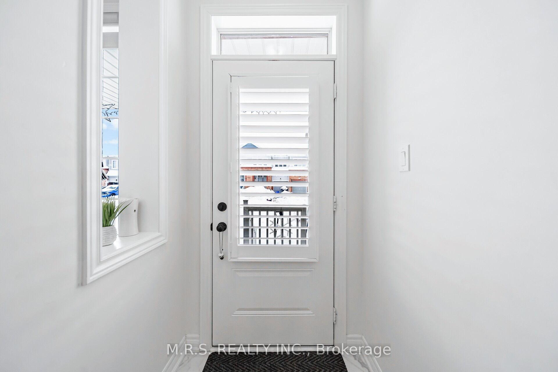 Photo 5 of 557 Red Elm Road, Shelburne — HOMEH