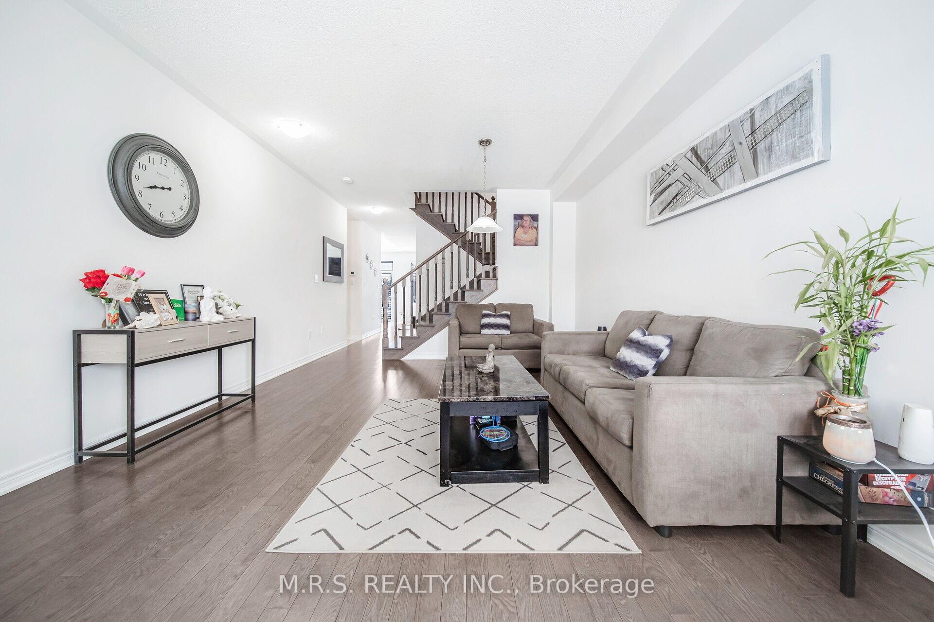 Photo 7 of 557 Red Elm Road, Shelburne — HOMEH