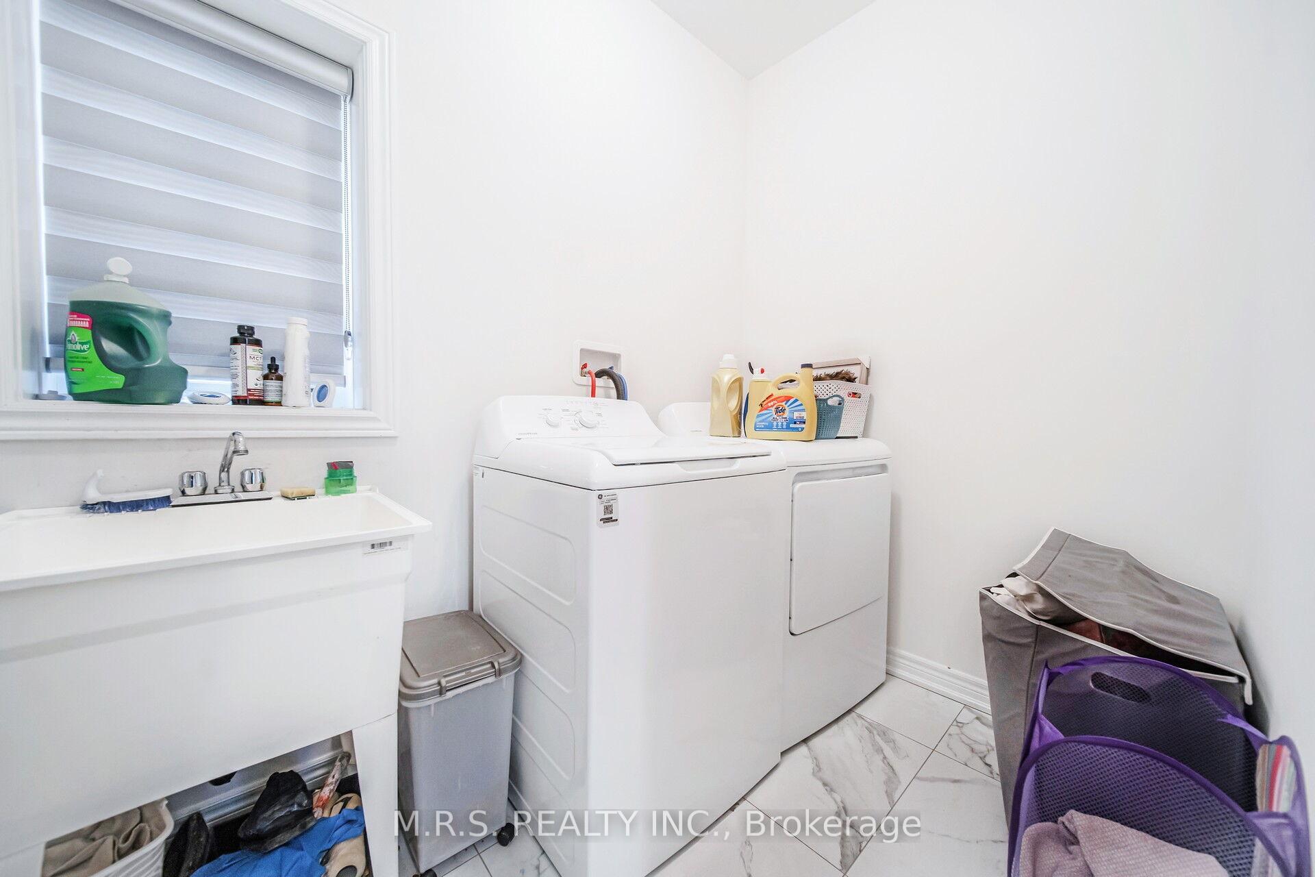Photo 14 of 557 Red Elm Road, Shelburne — HOMEH