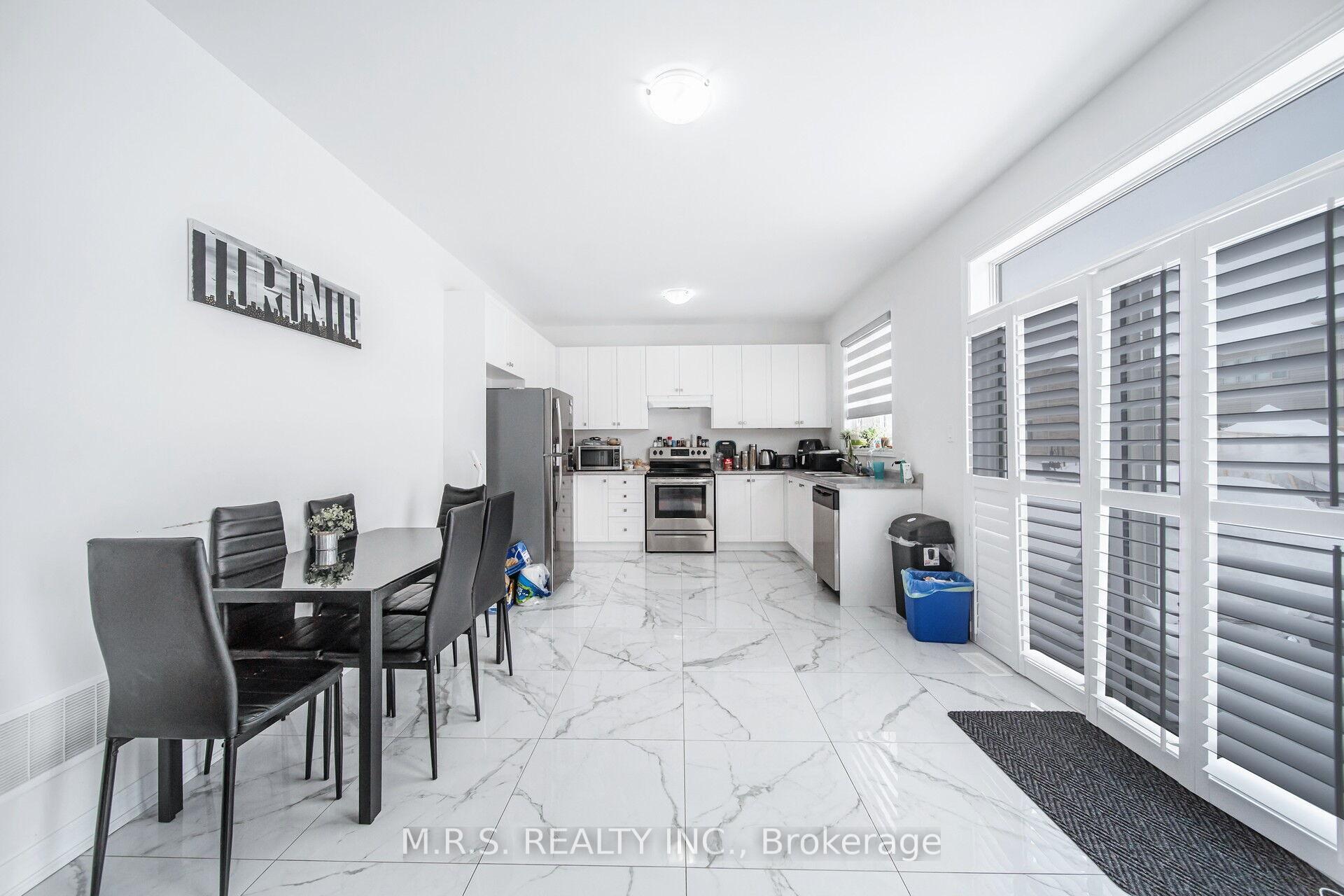 Photo 20 of 557 Red Elm Road, Shelburne — HOMEH