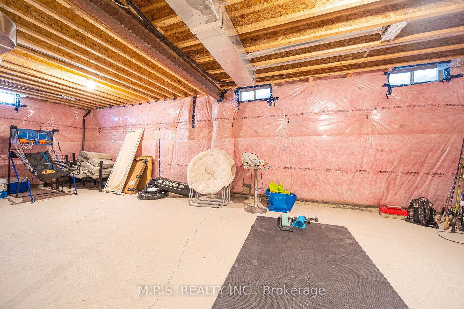 Photo 31 of 557 Red Elm Road, Shelburne — HOMEH