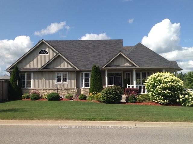 Photo 1 of 176 Berry Street, Shelburne — HOMEH