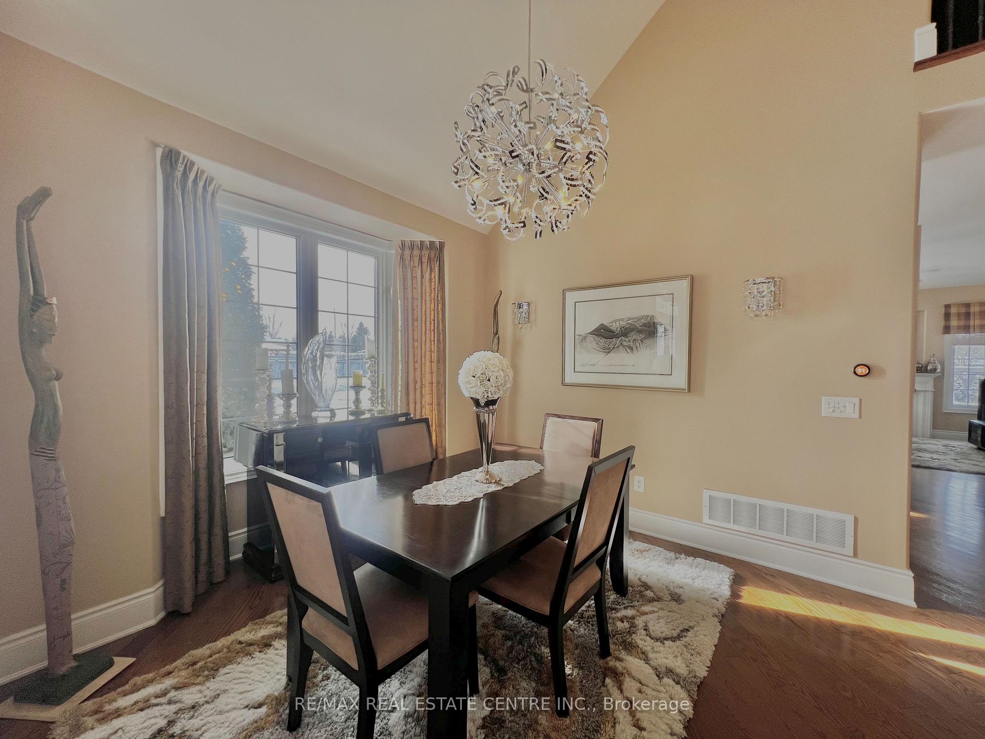 Photo 10 of 176 Berry Street, Shelburne — HOMEH