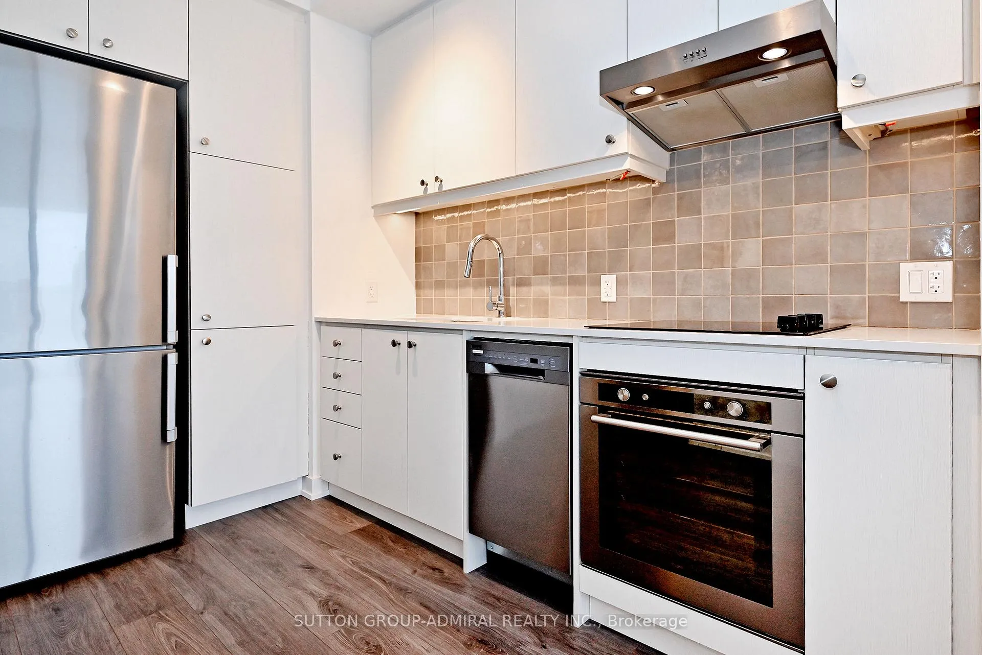 Photo 16 of Unit 1108, 9 Tecumseth Street, Toronto, Niagara — HOMEH