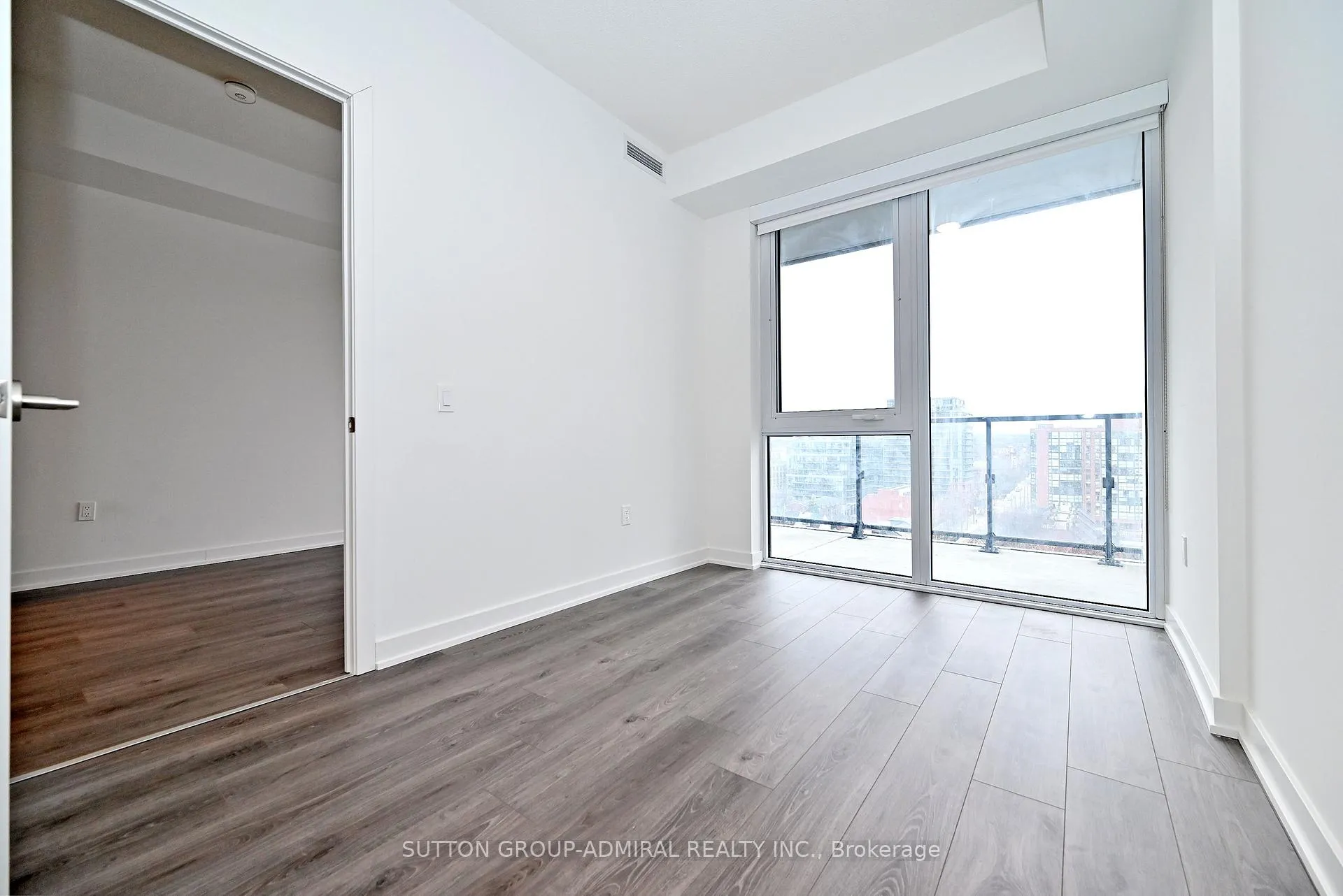 Photo 21 of Unit 1108, 9 Tecumseth Street, Toronto, Niagara — HOMEH