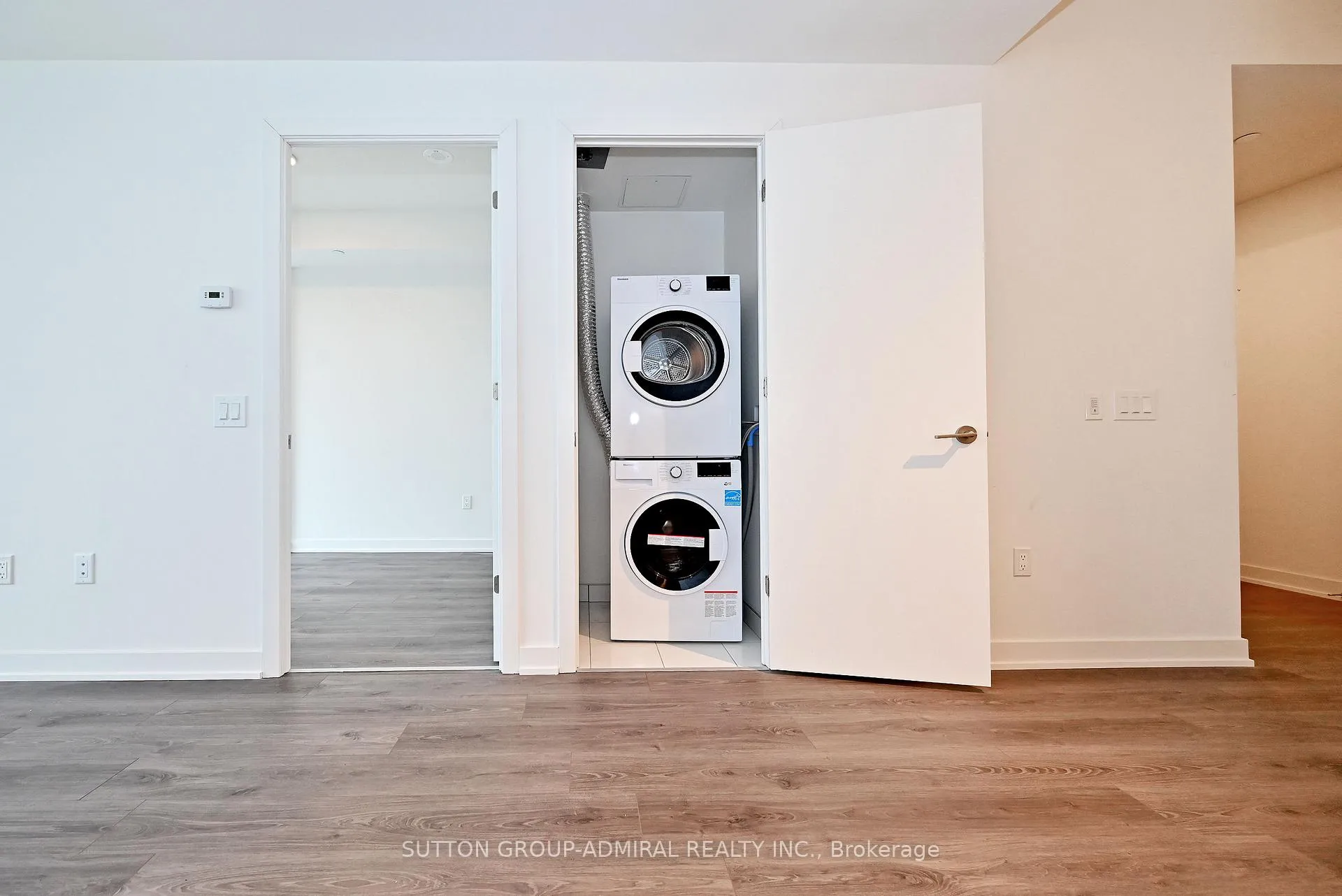 Photo 26 of Unit 1108, 9 Tecumseth Street, Toronto, Niagara — HOMEH