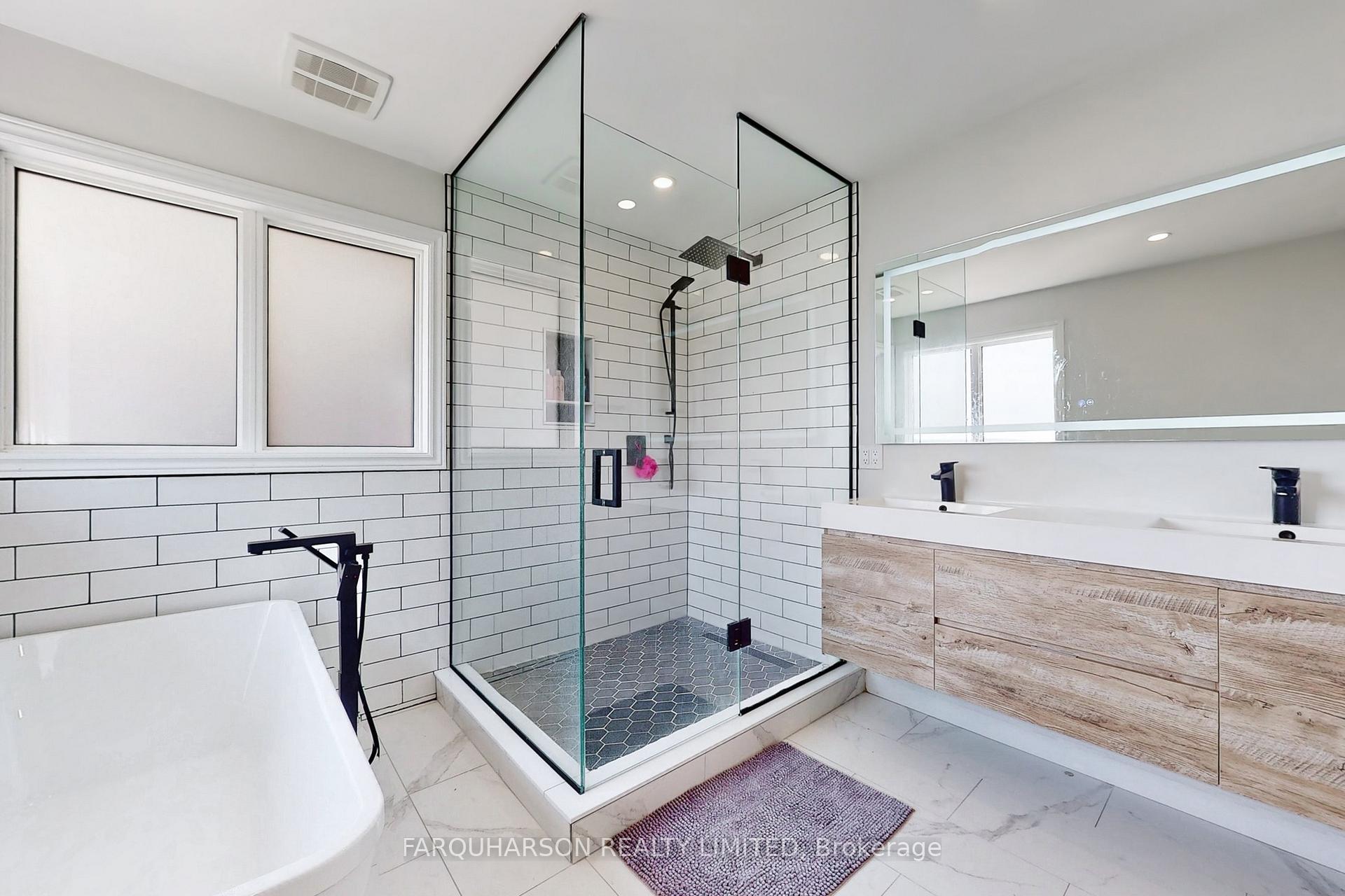 Photo 14 of 207 Aldred Drive, Scugog, Rural Scugog — HOMEH