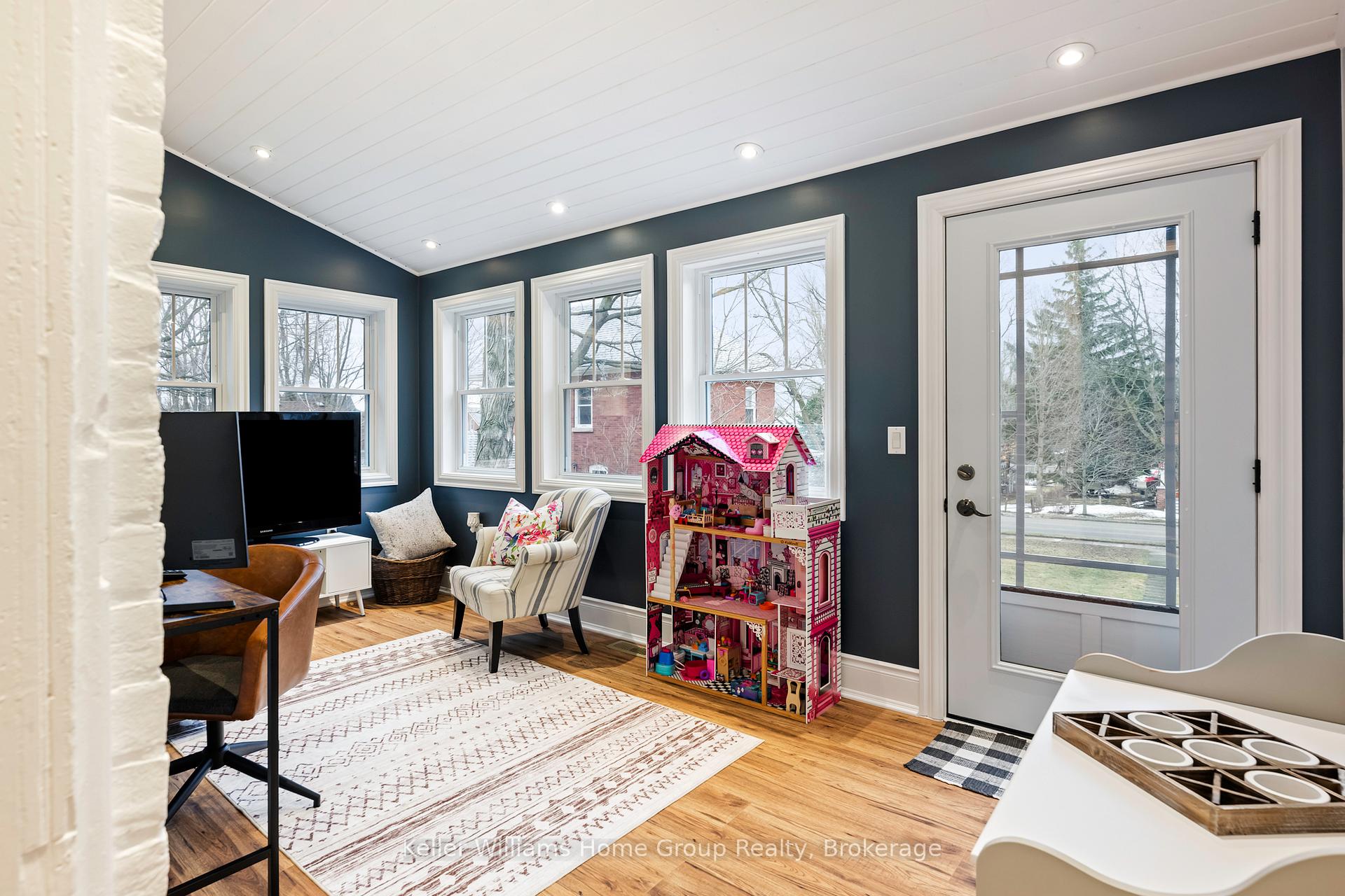 Photo 5 of 128 Second Avenue W, Shelburne — HOMEH