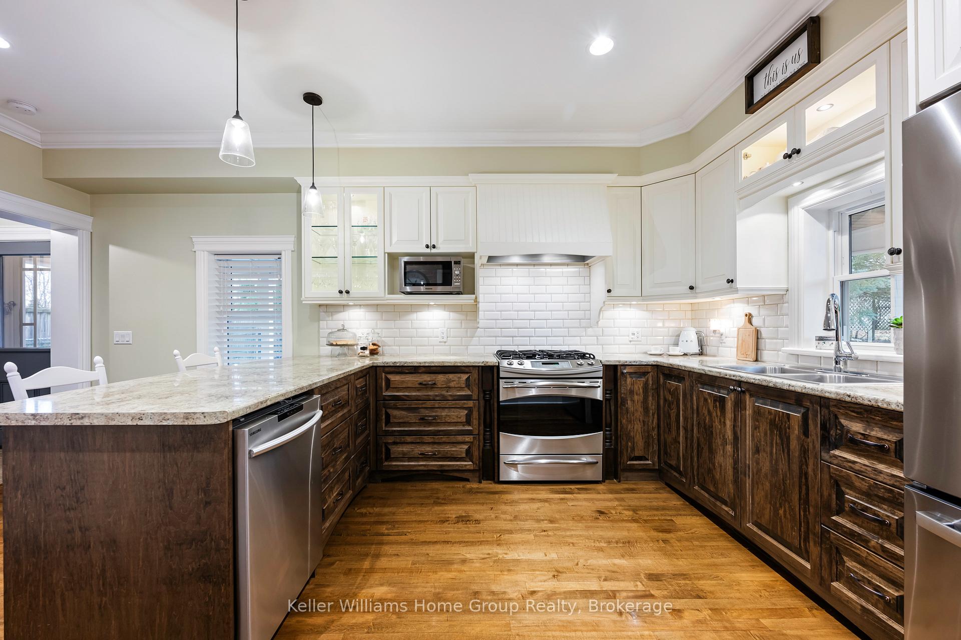 Photo 15 of 128 Second Avenue W, Shelburne — HOMEH