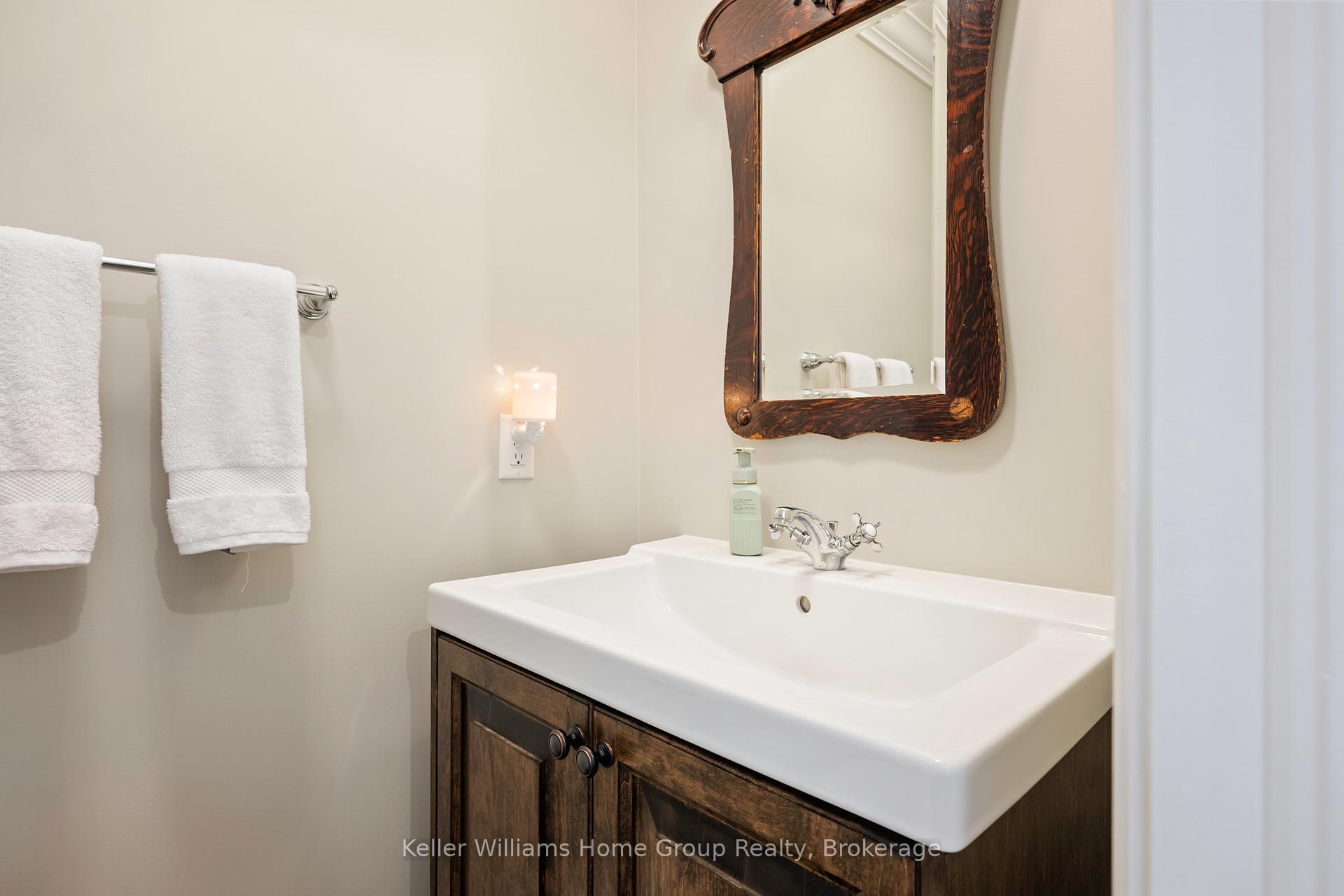 Photo 34 of 128 Second Avenue W, Shelburne — HOMEH